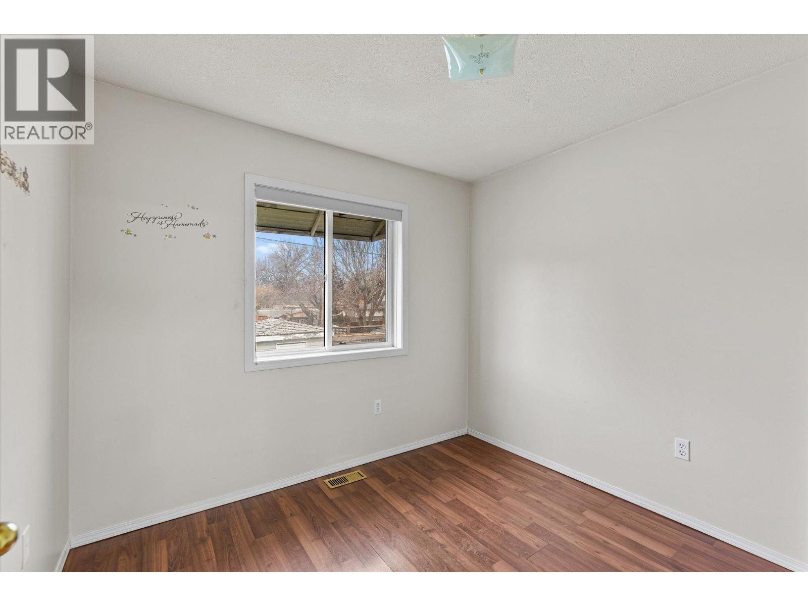 923 Fuller Avenue, Kelowna