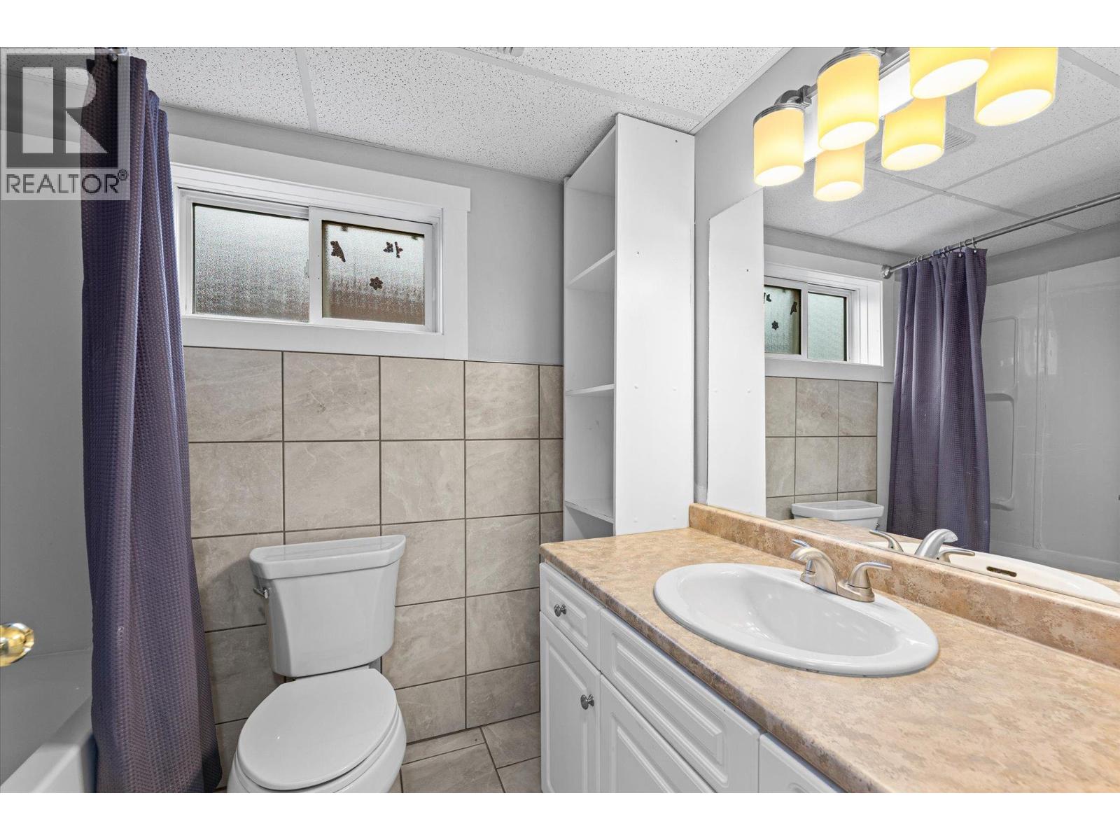 923 Fuller Avenue, Kelowna