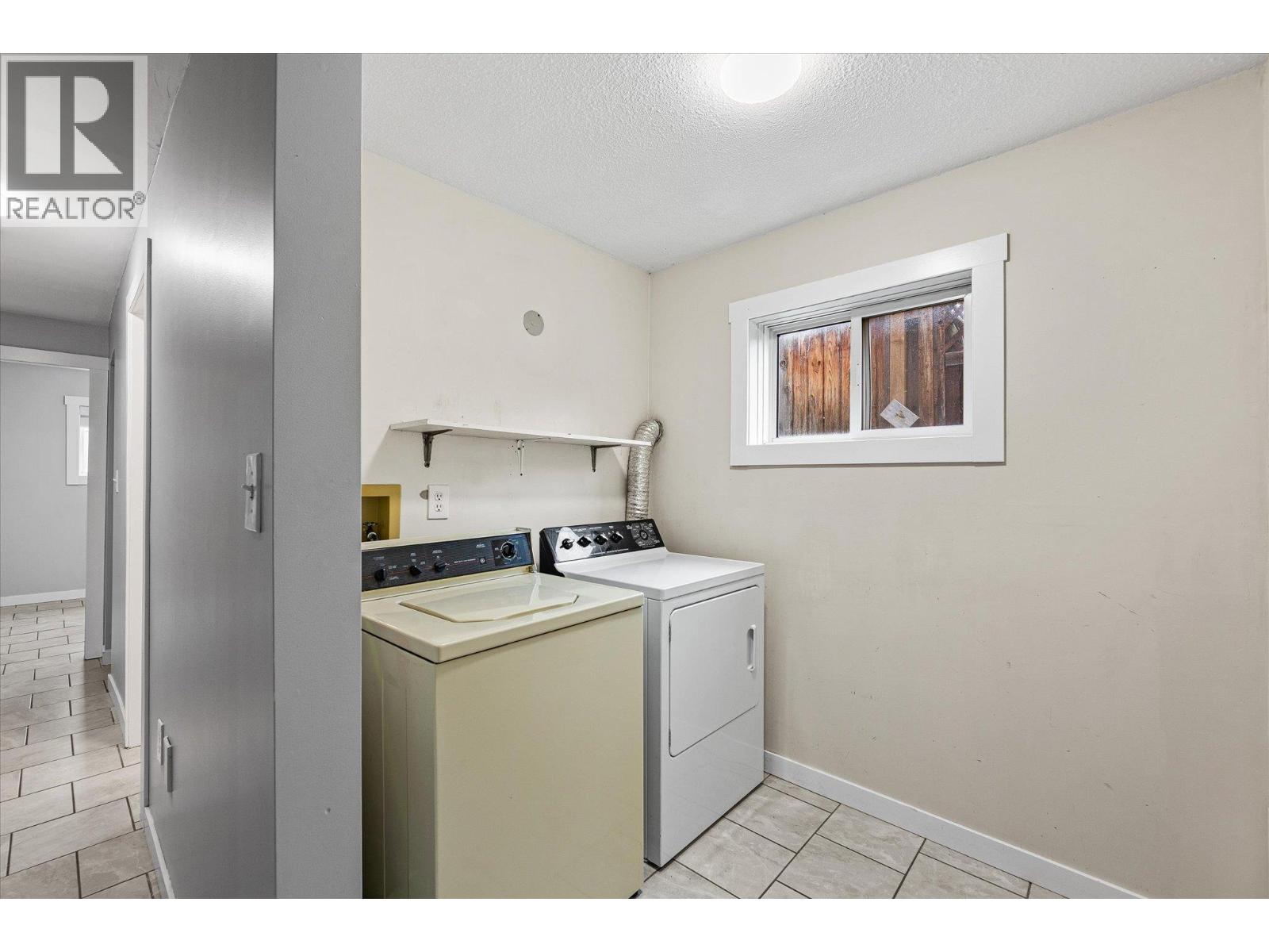 923 Fuller Avenue, Kelowna