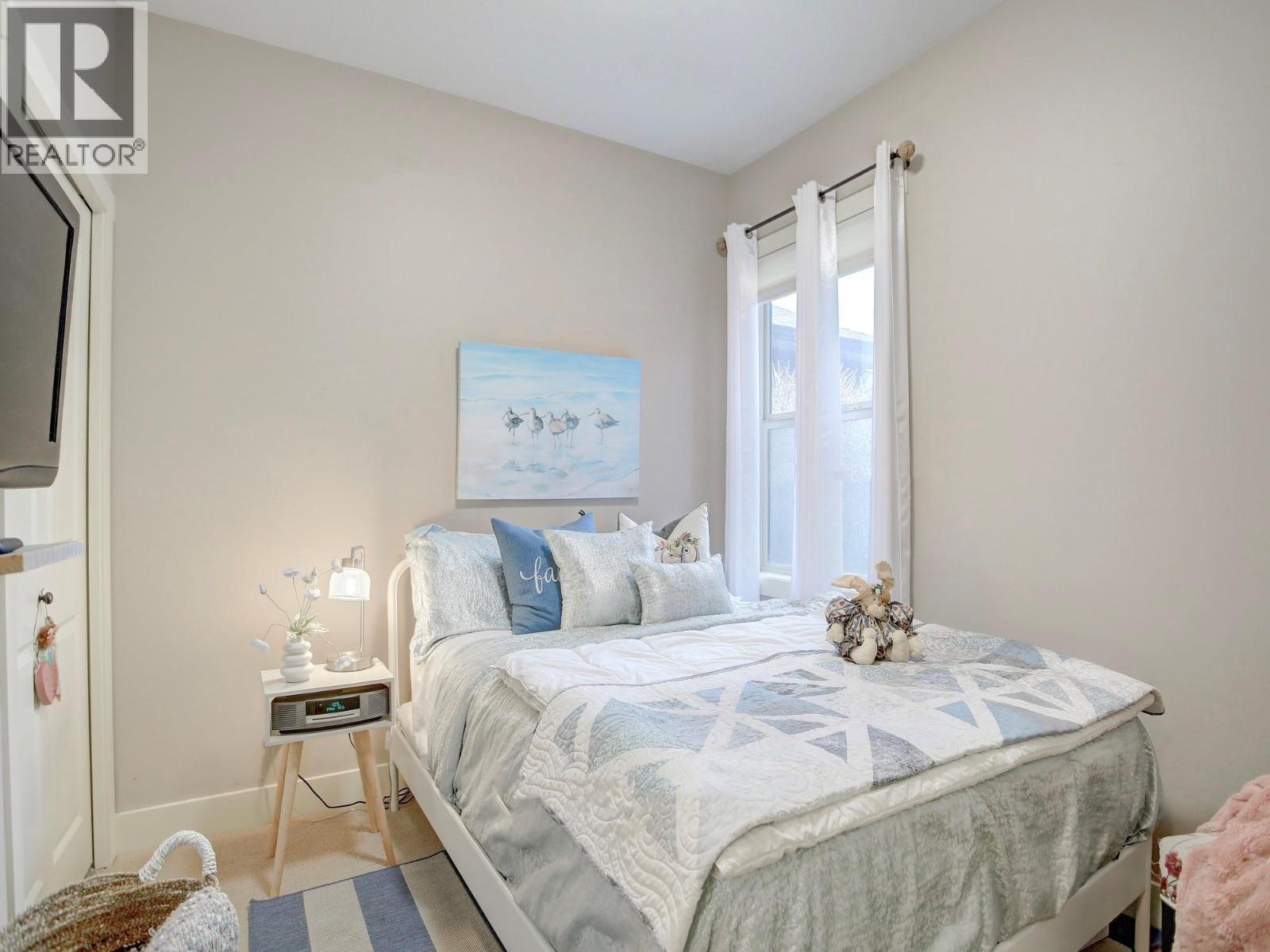 3871 Sonoma Pines Drive, West Kelowna