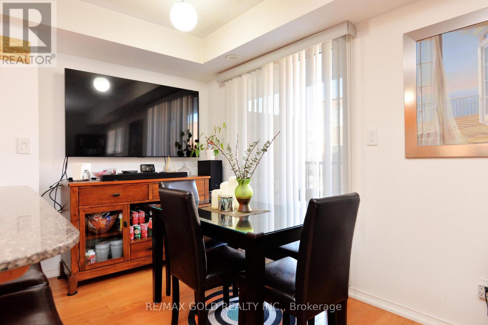 #26 671 WARDEN AVENUE - 13