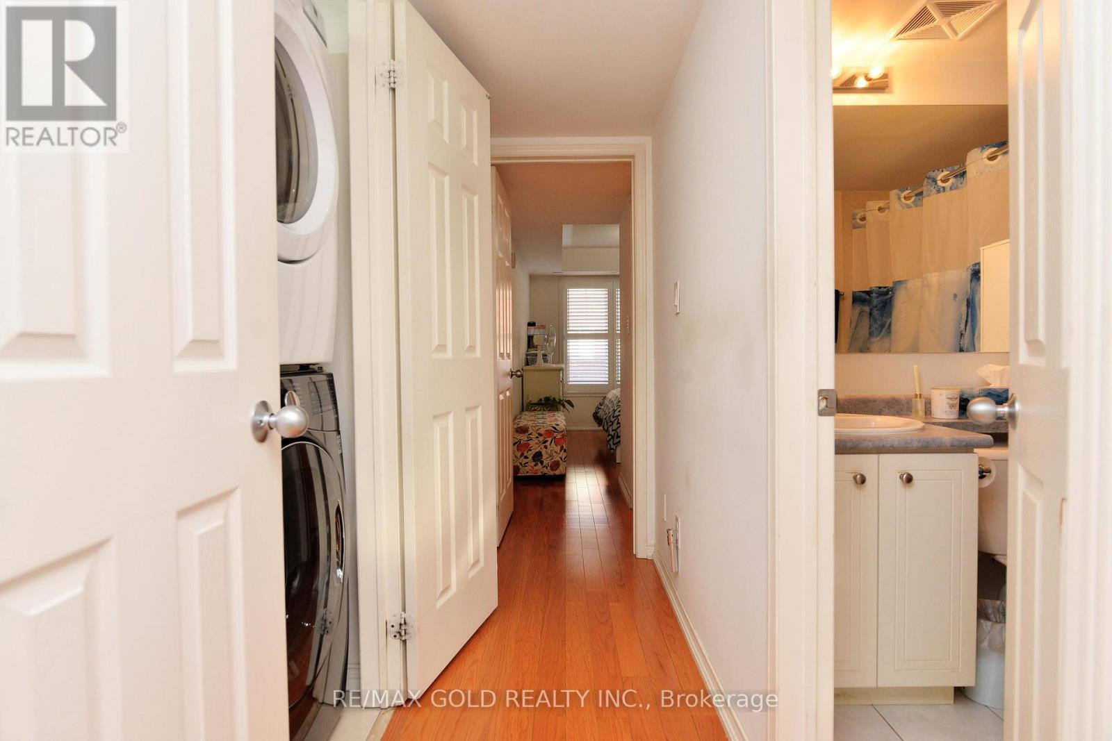 #26 671 WARDEN AVENUE - 22