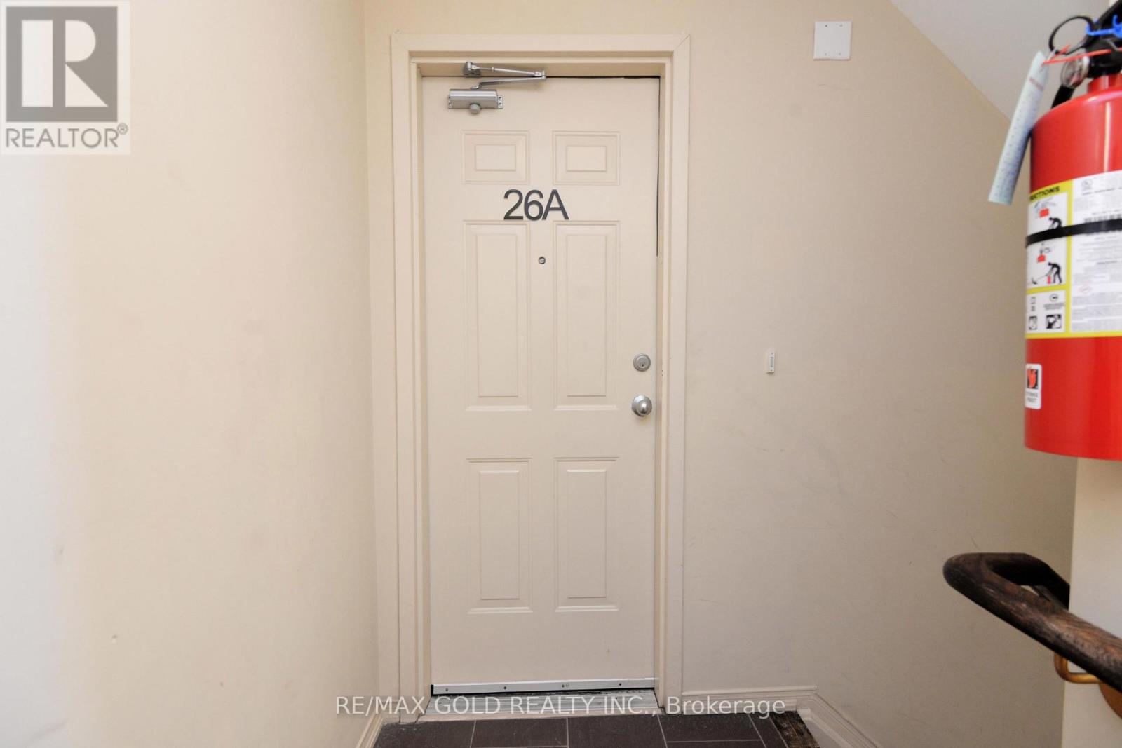 #26 671 WARDEN AVENUE - 3