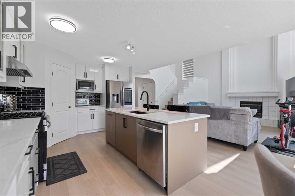 
          7 Country Hills Park Northwest
            <br/>
            <span>Calgary</span>
            , 
            <span>AB</span>
             <span>T3K5C8</span>
         - Photo 13