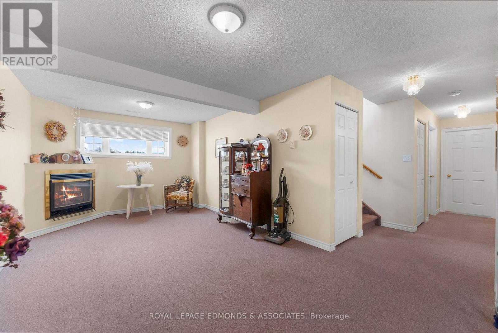 89 RIVERCREST DR. DRIVE — photo 28