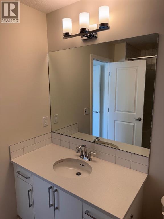 Single Family House for Sale in  Wolf Hollow Road SE Wolf Willow Calgary 