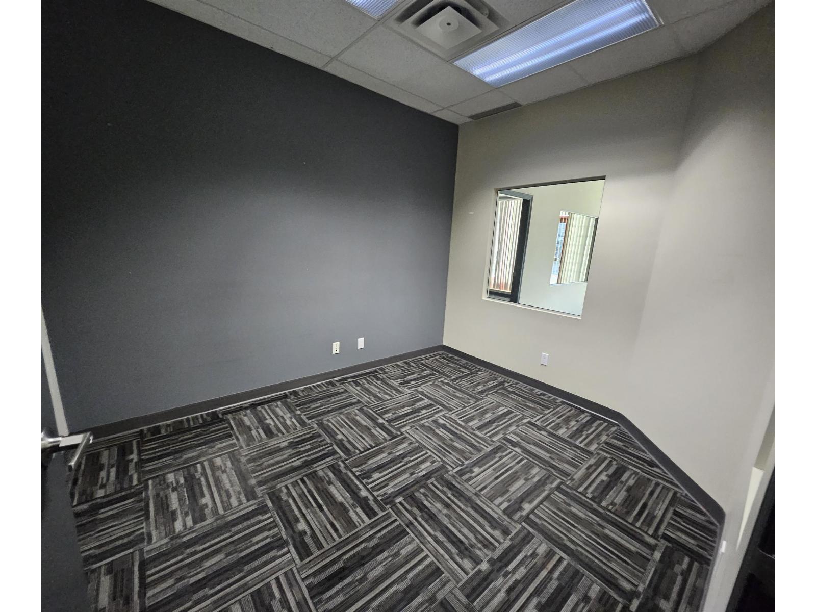 Office for Rent in Surrey – 107 & 201 2430 KING GEORGE BOULEVARD, Surrey - Image 7