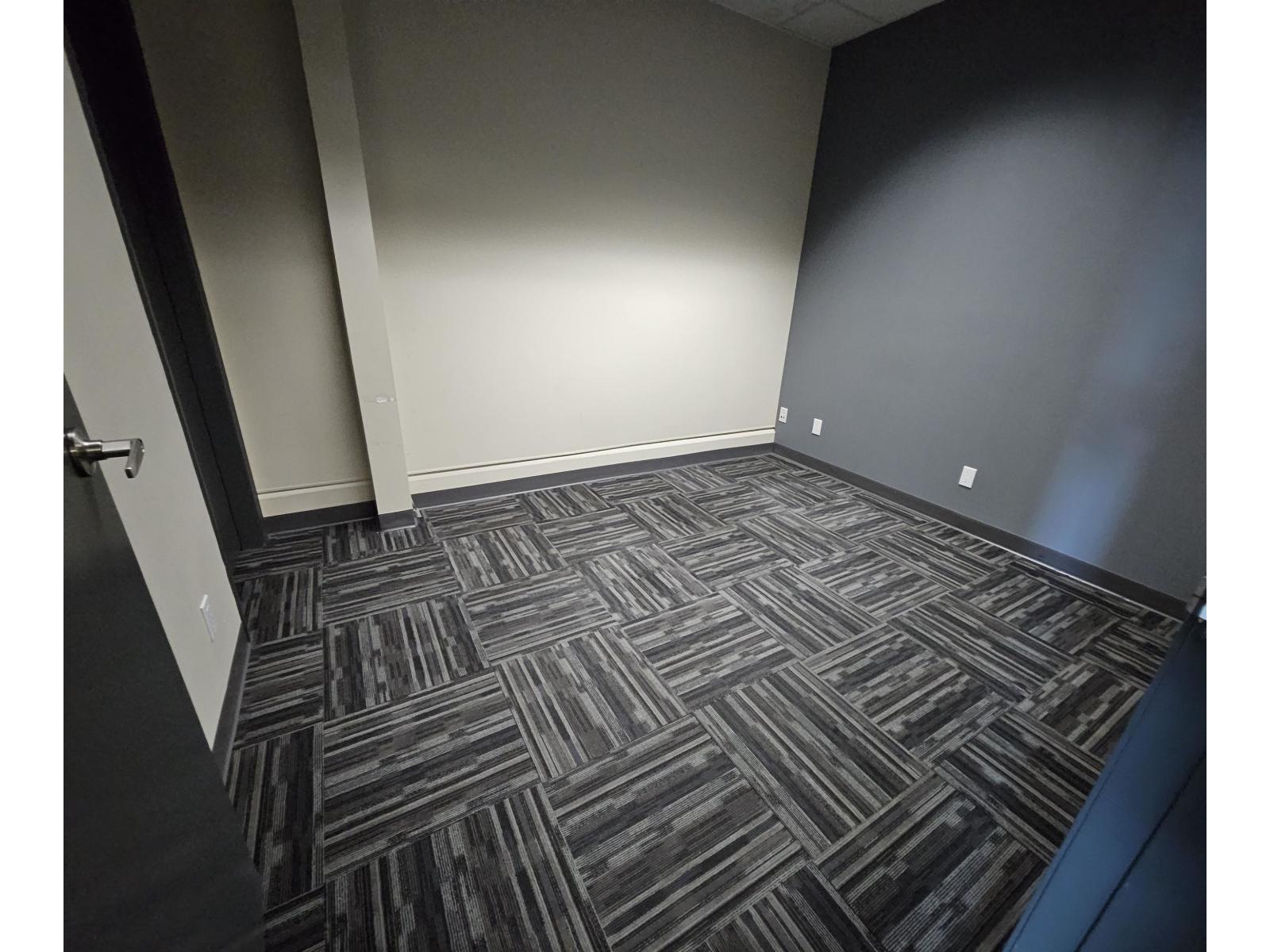 Office for Rent in Surrey – 107 & 201 2430 KING GEORGE BOULEVARD, Surrey - Image 9