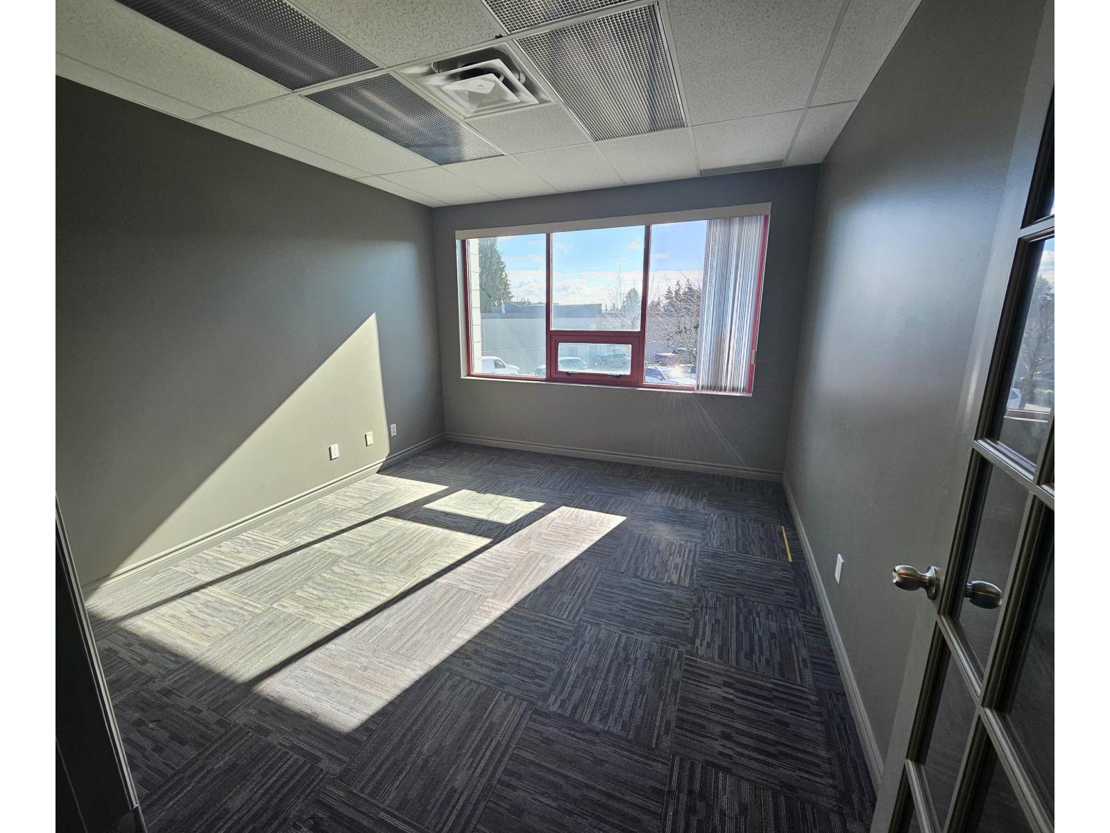 Office for Rent in Surrey – 107 & 201 2430 KING GEORGE BOULEVARD, Surrey - Image 19