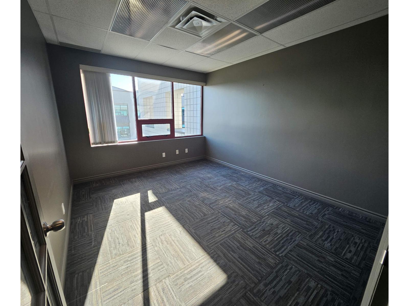 Office for Rent in Surrey – 107 & 201 2430 KING GEORGE BOULEVARD, Surrey - Image 18
