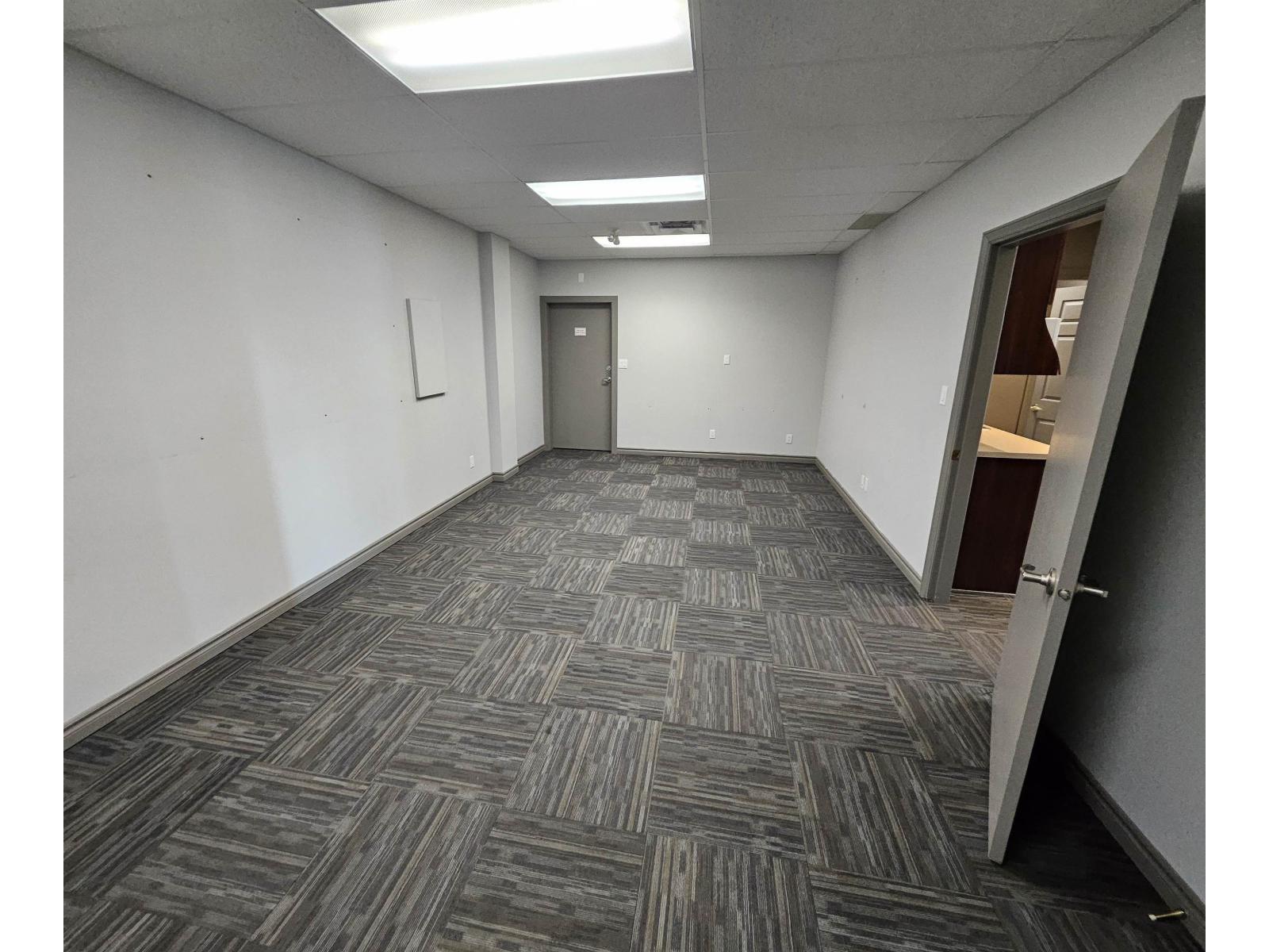 Office for Rent in Surrey – 107 & 201 2430 KING GEORGE BOULEVARD, Surrey - Image 16