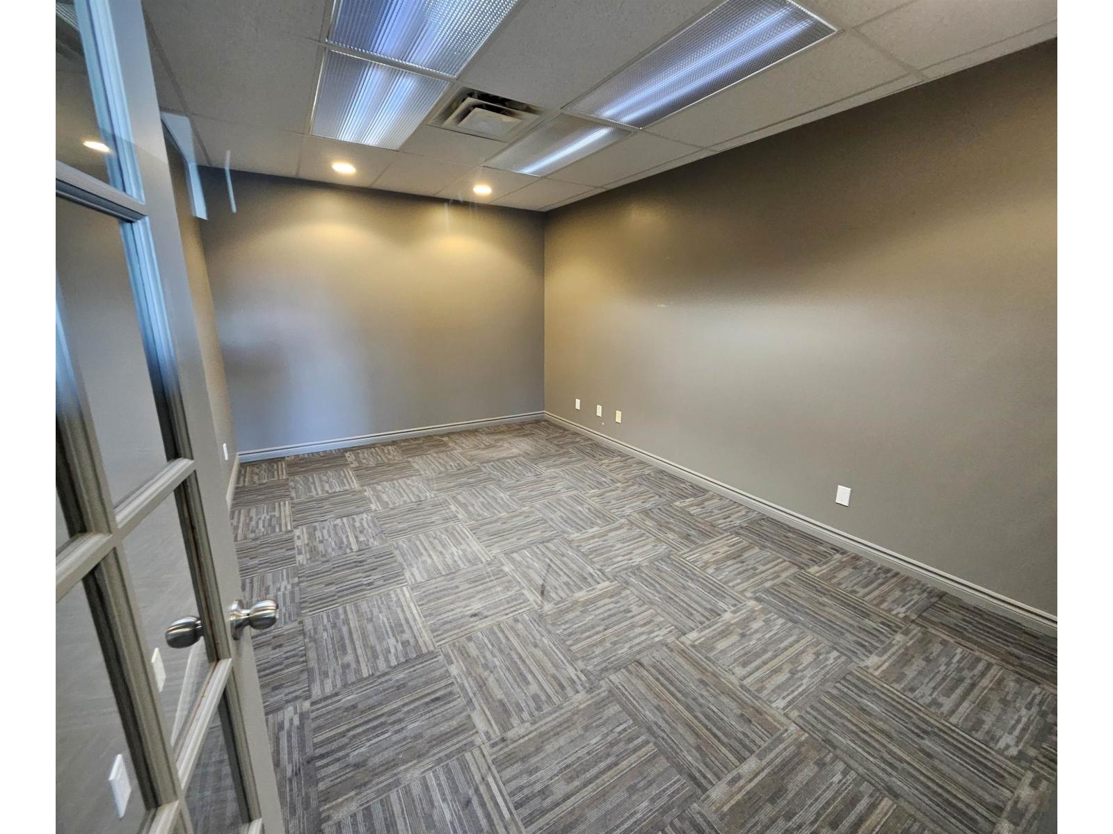 Office for Rent in Surrey – 107 & 201 2430 KING GEORGE BOULEVARD, Surrey - Image 21