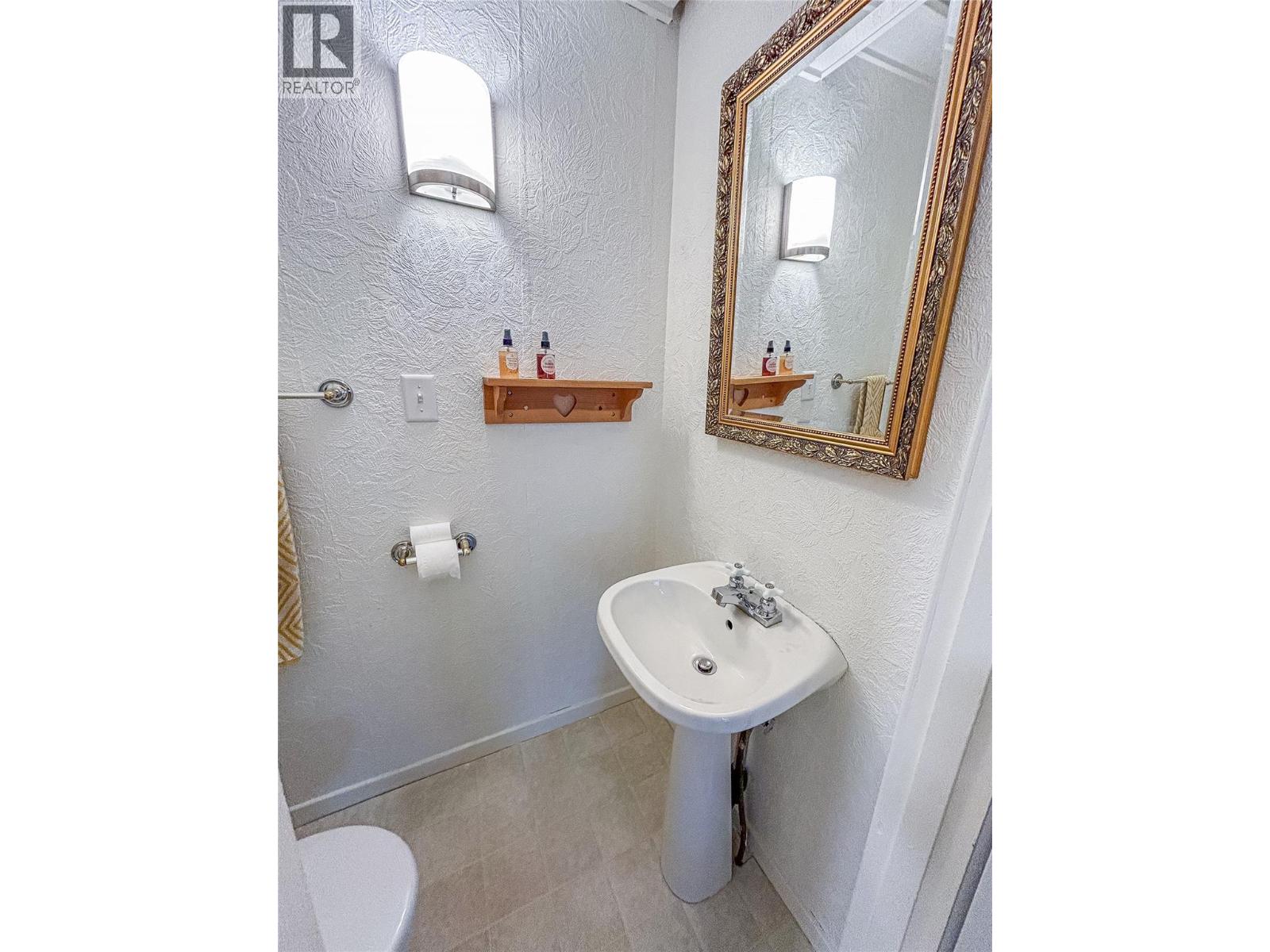 284 Robinson Avenue, Naramata