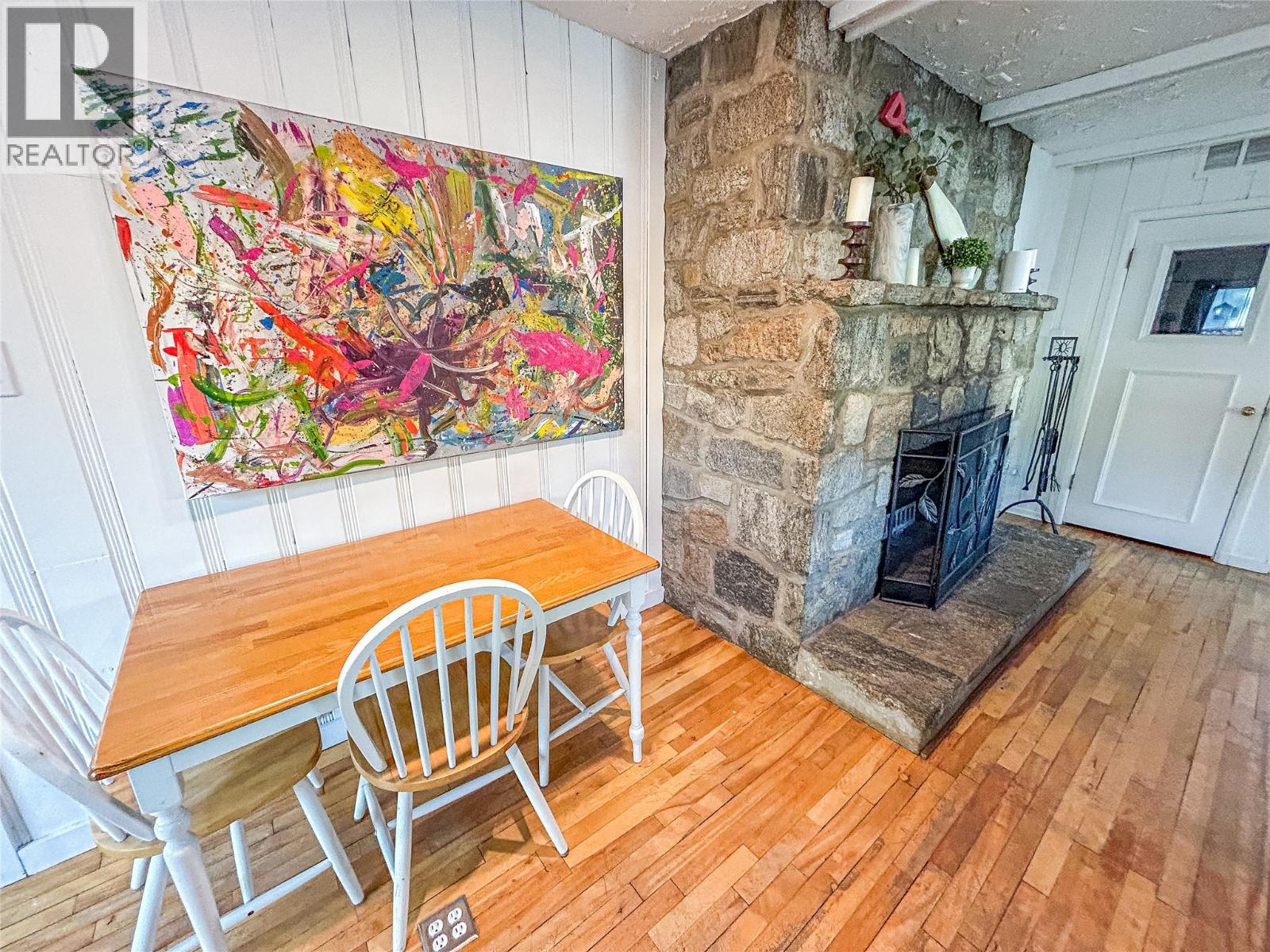 284 Robinson Avenue - 10