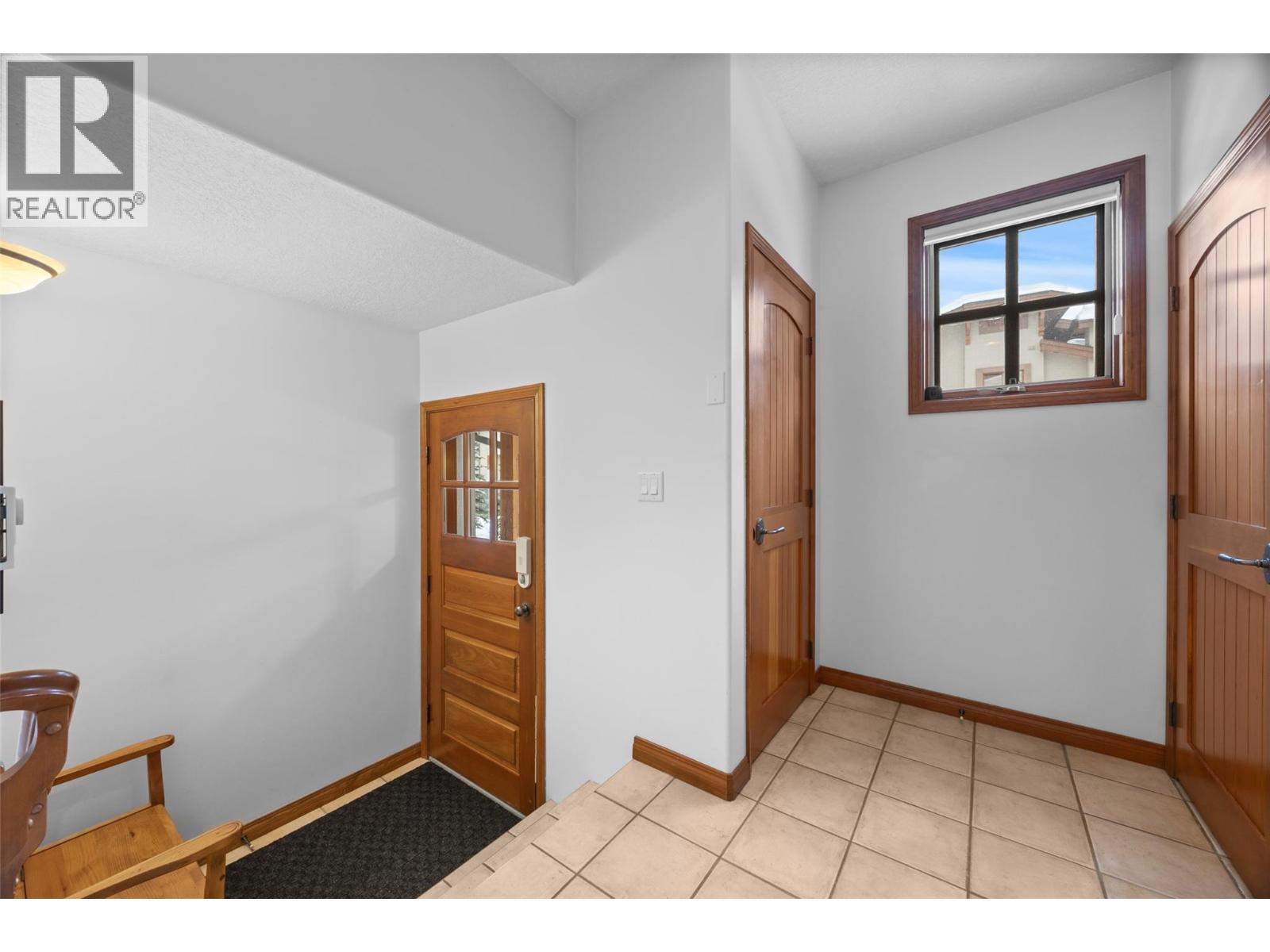 6000 VALLEY Drive Unit# 33, Sun Peaks