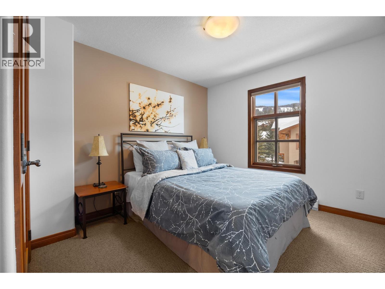 6000 VALLEY Drive Unit# 33, Sun Peaks