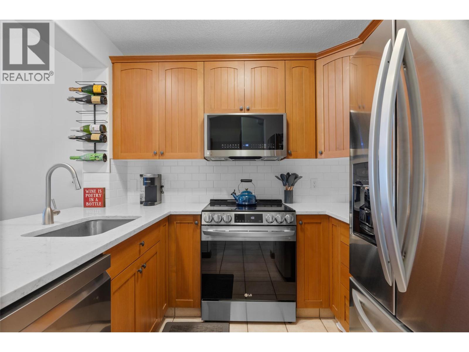 6000 VALLEY Drive Unit# 33, Sun Peaks