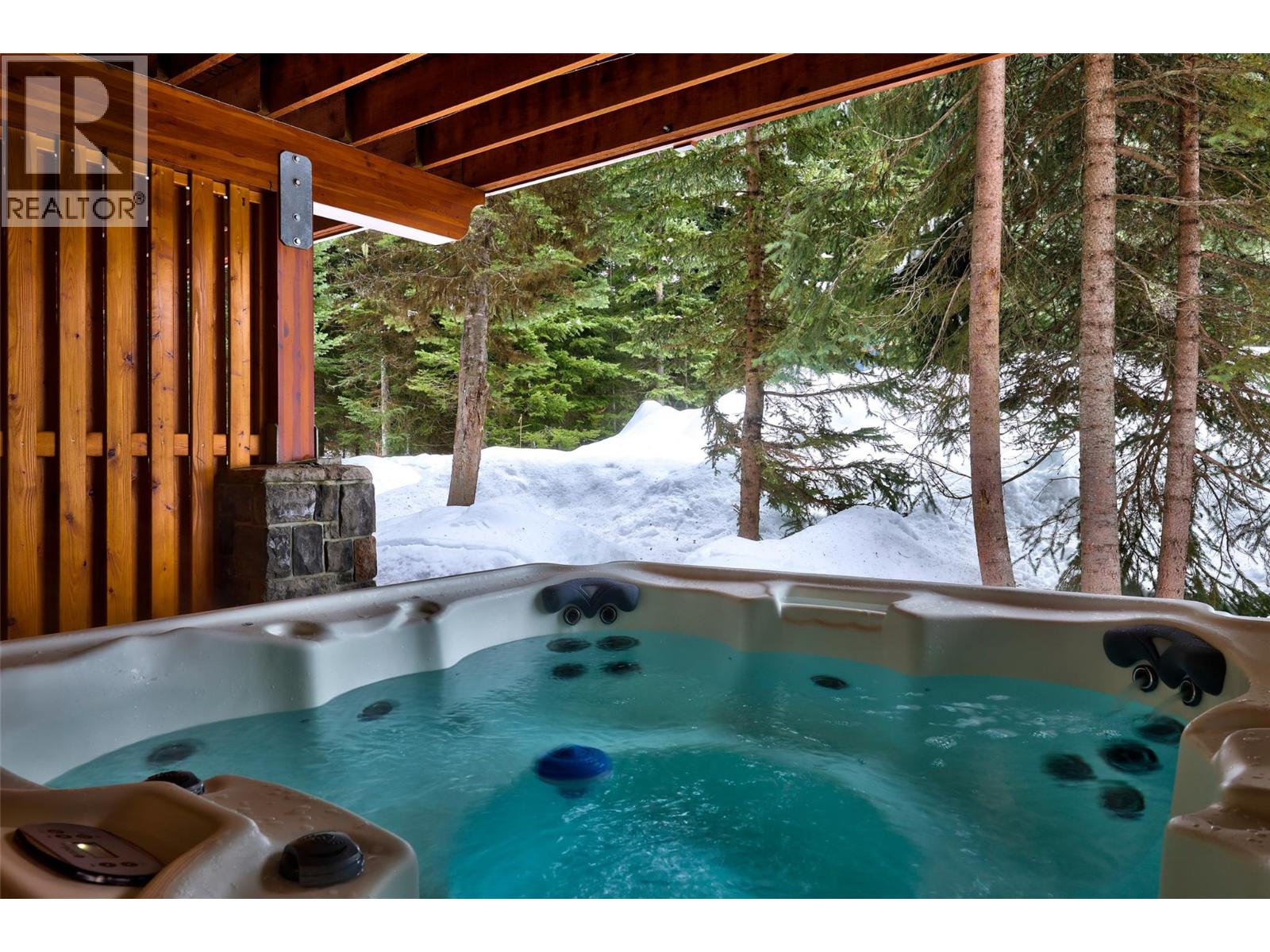 6000 VALLEY Drive Unit# 33, Sun Peaks