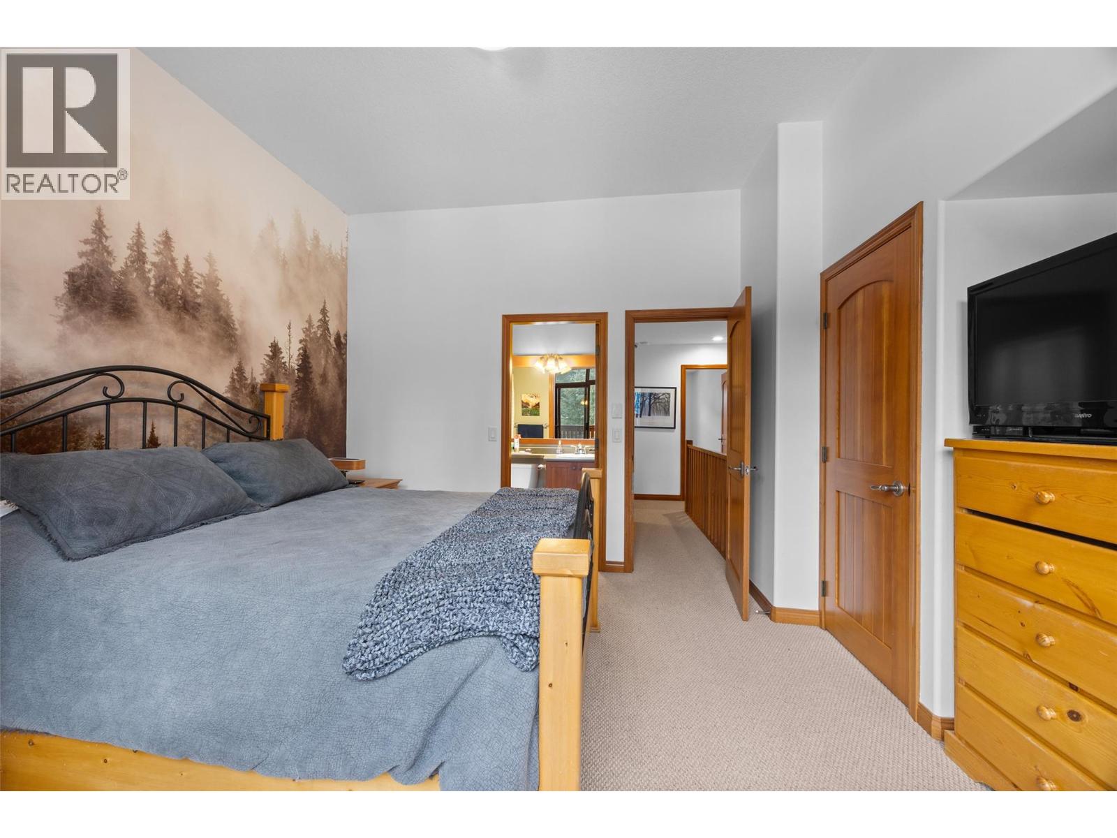 6000 VALLEY Drive Unit# 33, Sun Peaks