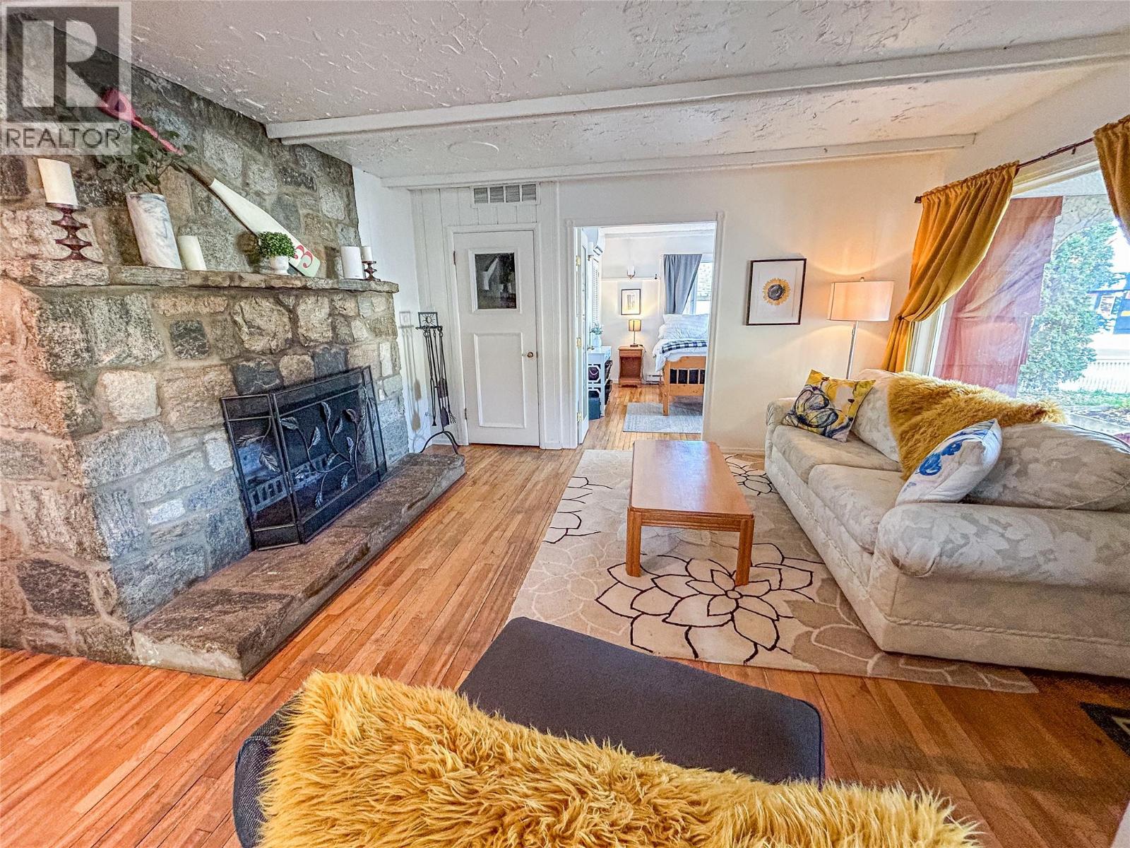 284 Robinson Avenue, Naramata