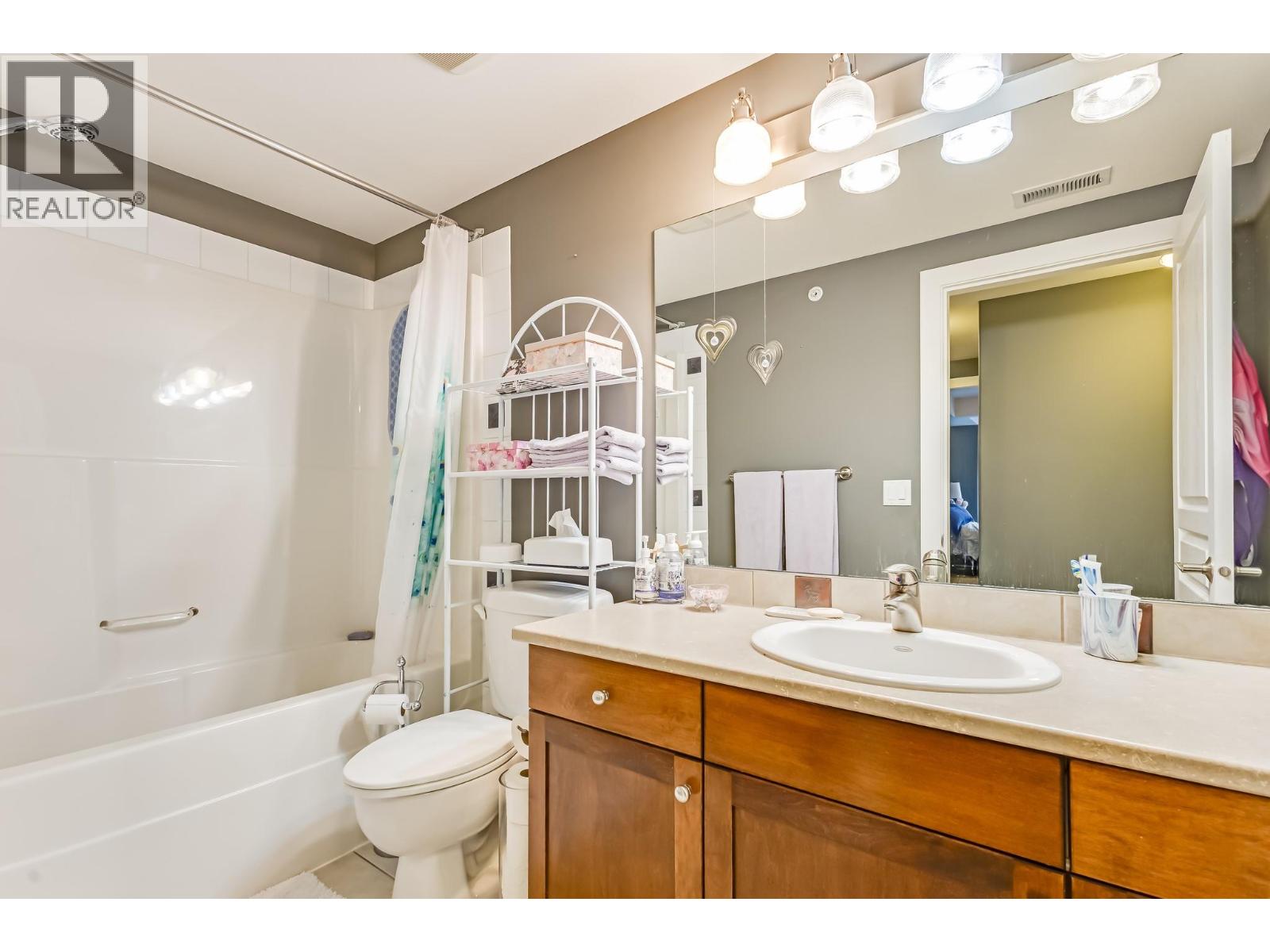 3996 Beach Avenue Unit# 331, Peachland