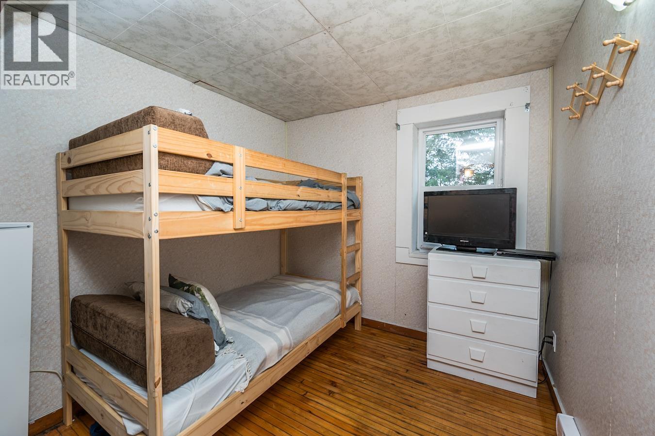 39385 W 16 HIGHWAY, Prince George