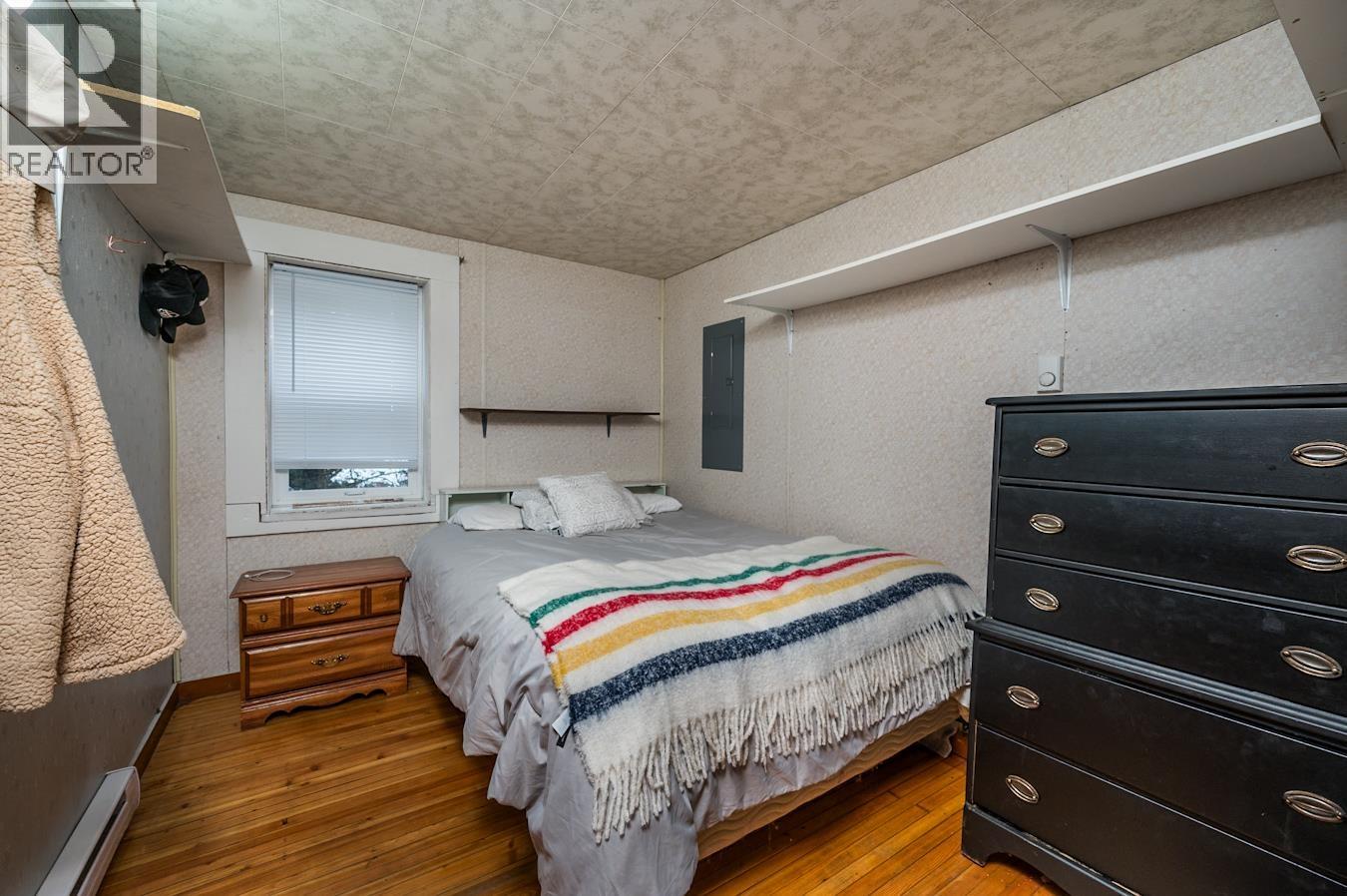 39385 W 16 HIGHWAY, Prince George