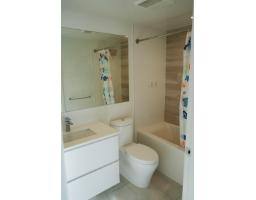 2710 13655 Fraser Highway, Surrey, BC V3T0P8 Photo 7