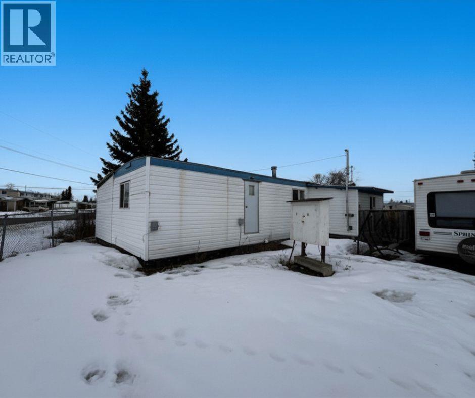 30 44 ENDAKO AVENUE, Fraser Lake