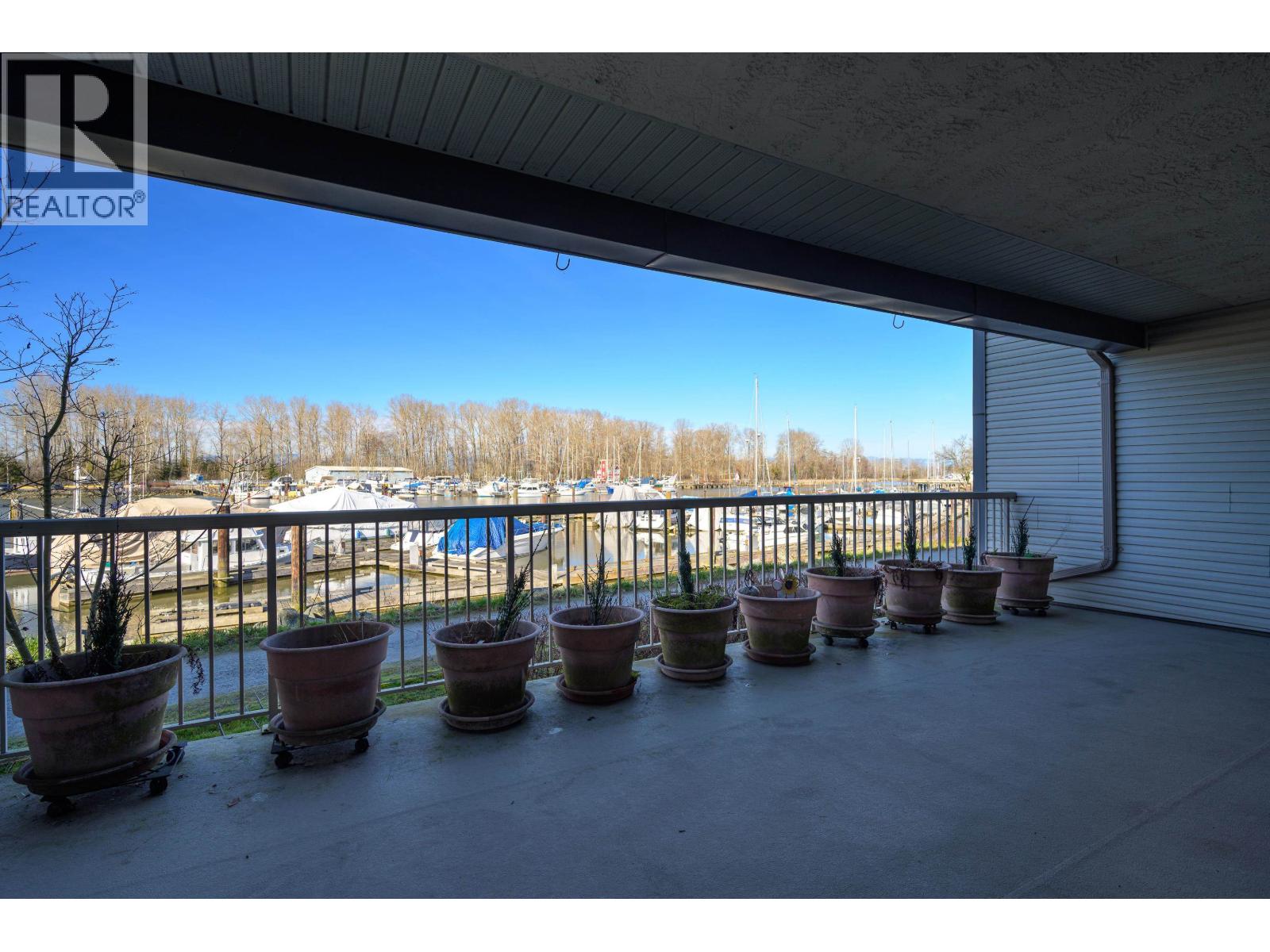 #110-4803 48 Avenue, Delta