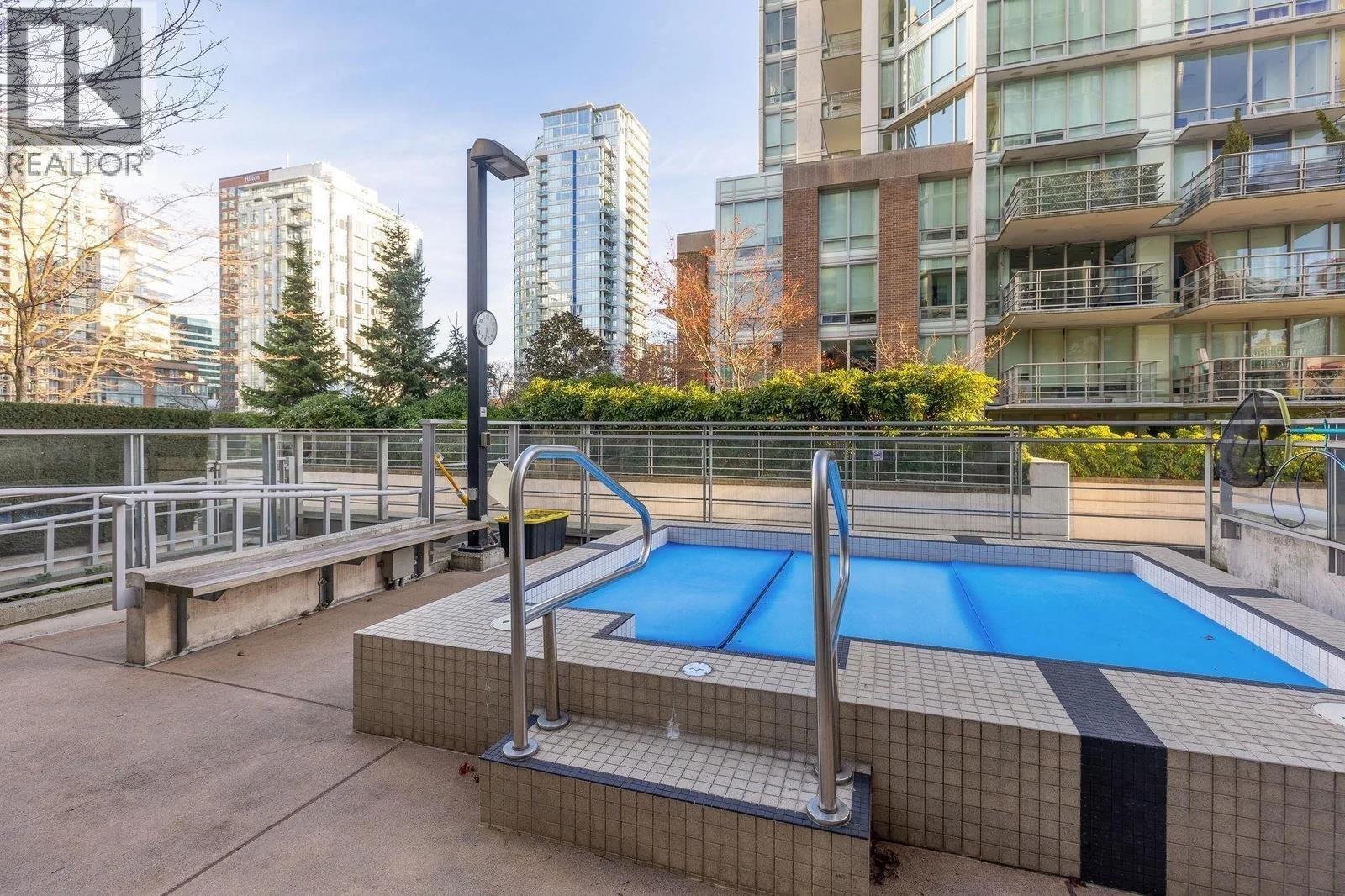 1901 565 SMITHE STREET, Vancouver