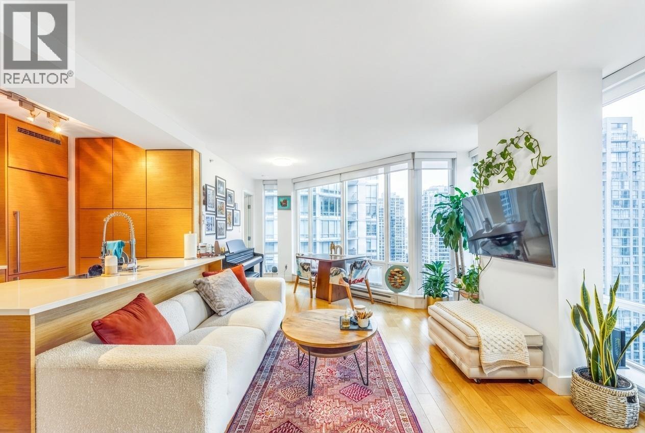 1901 565 SMITHE STREET, Vancouver