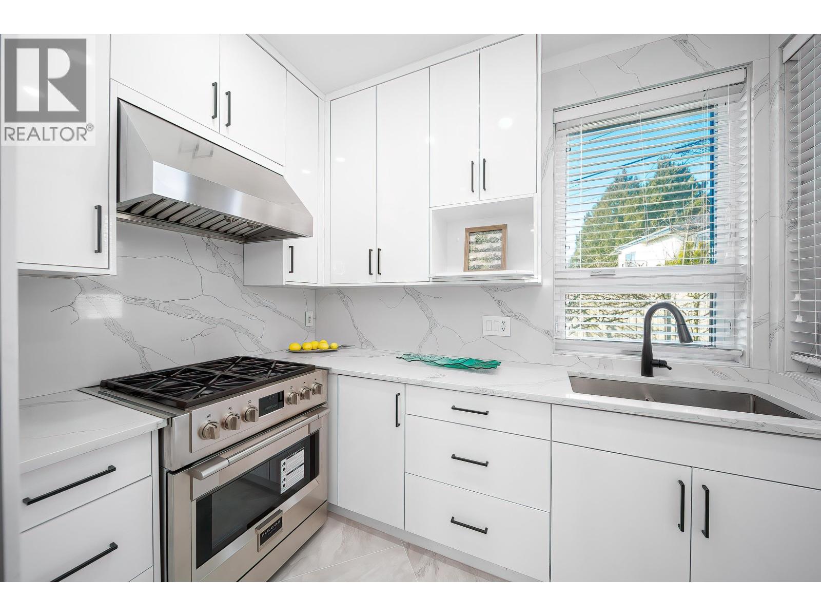 10471 SEAHAVEN Drive, Richmond