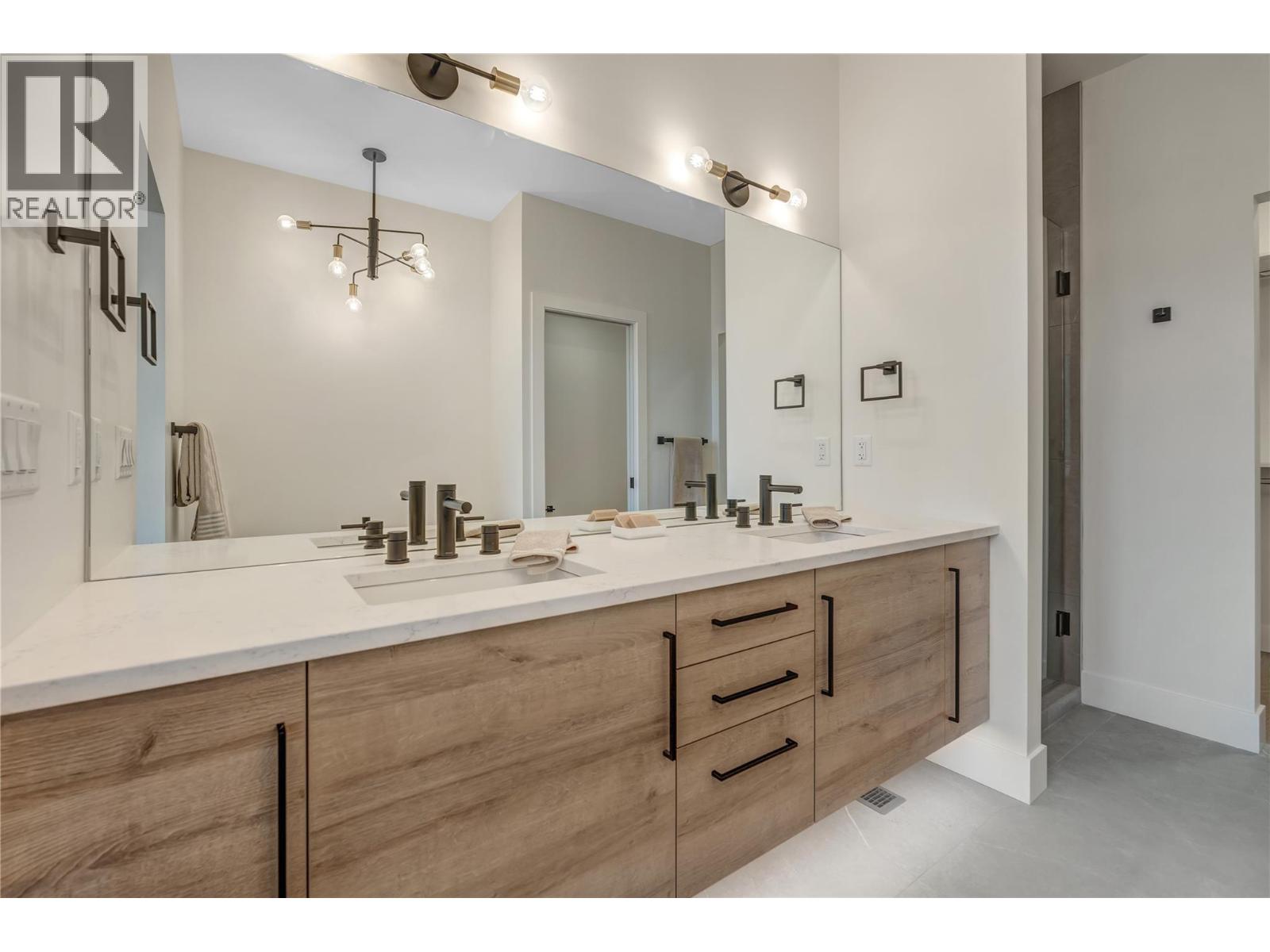 1157 Elk Street, Penticton