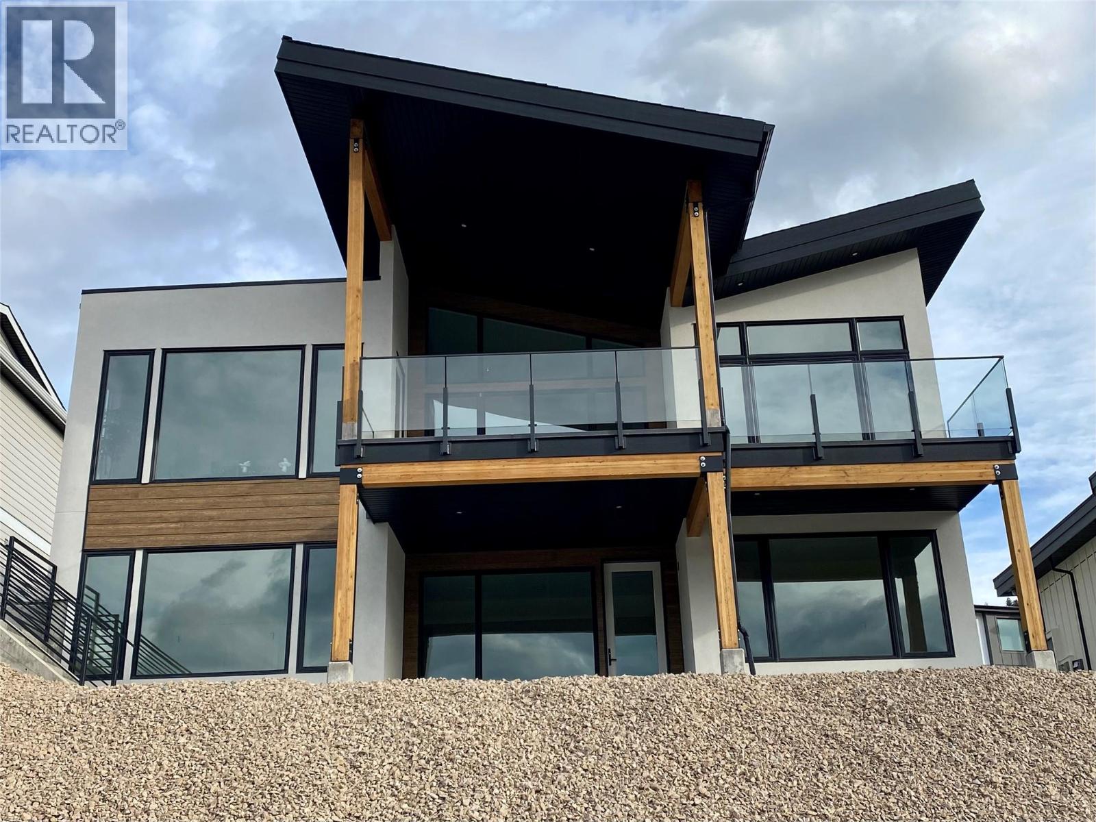 1157 Elk Street, Penticton