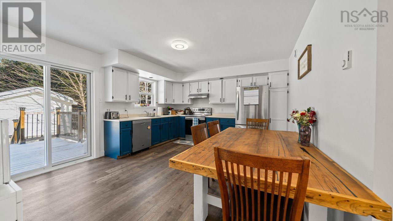 Property 39 of 49 of 27 Earl Court