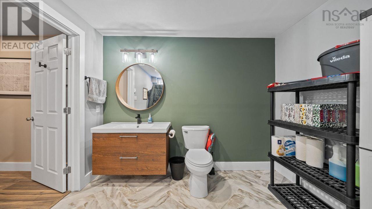 Property 20 of 49 of 27 Earl Court