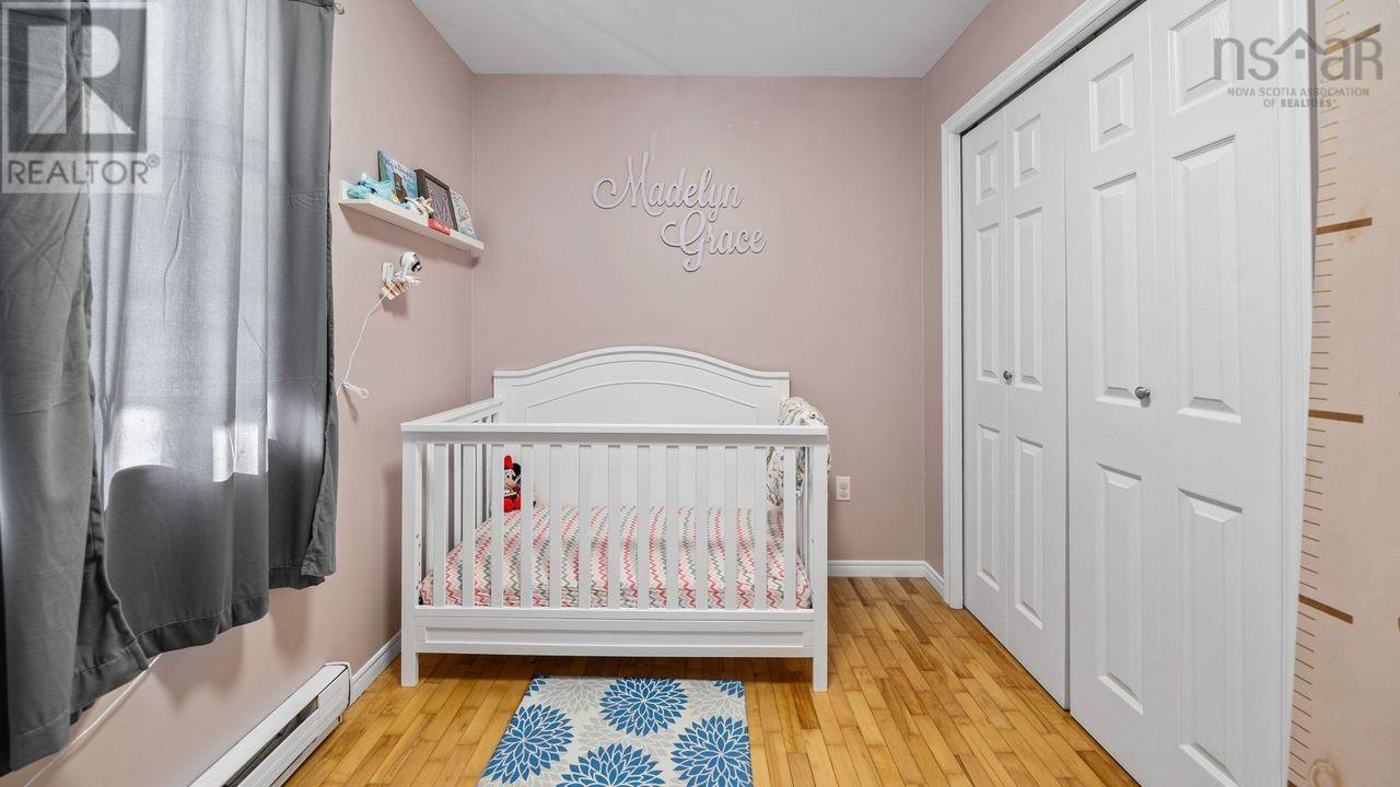 Property 31 of 49 of 27 Earl Court