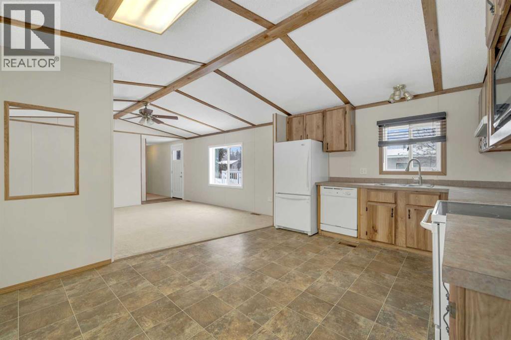 6205 54 Street, Ponoka