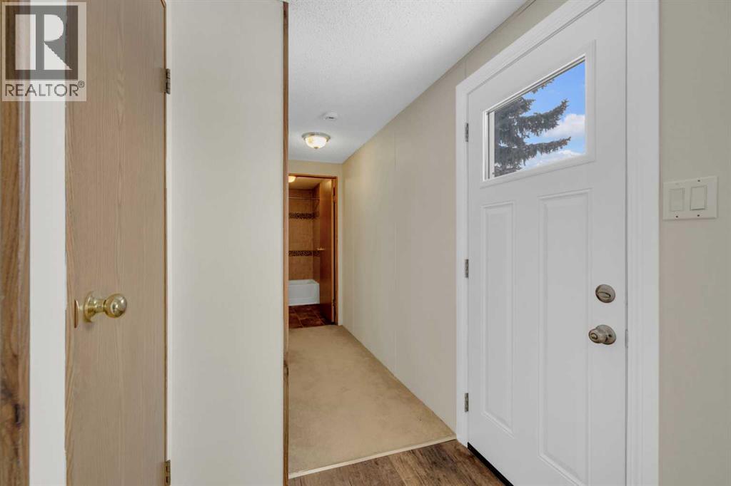 6205 54 Street, Ponoka