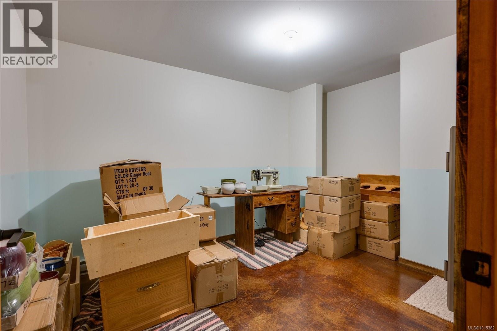 3451/ 3445 JURIET RD - 29