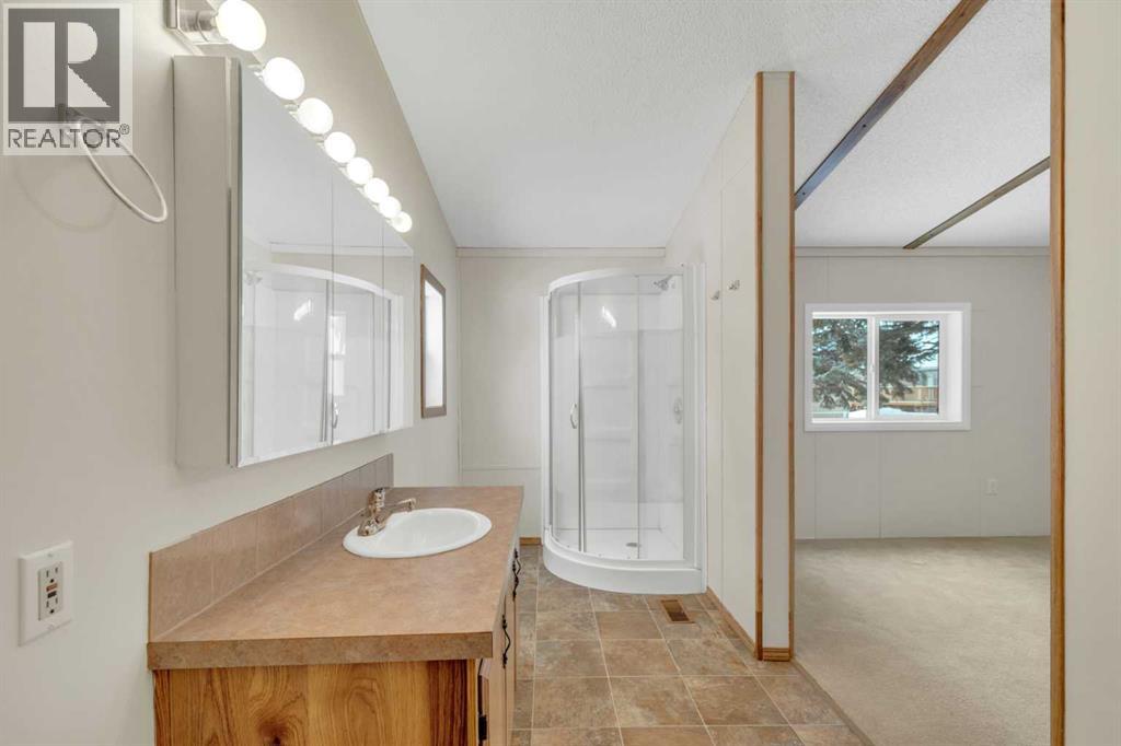 6205 54 Street, Ponoka