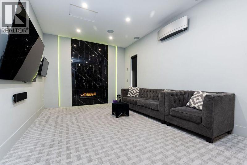 10671 CAITHCART ROAD, Richmond