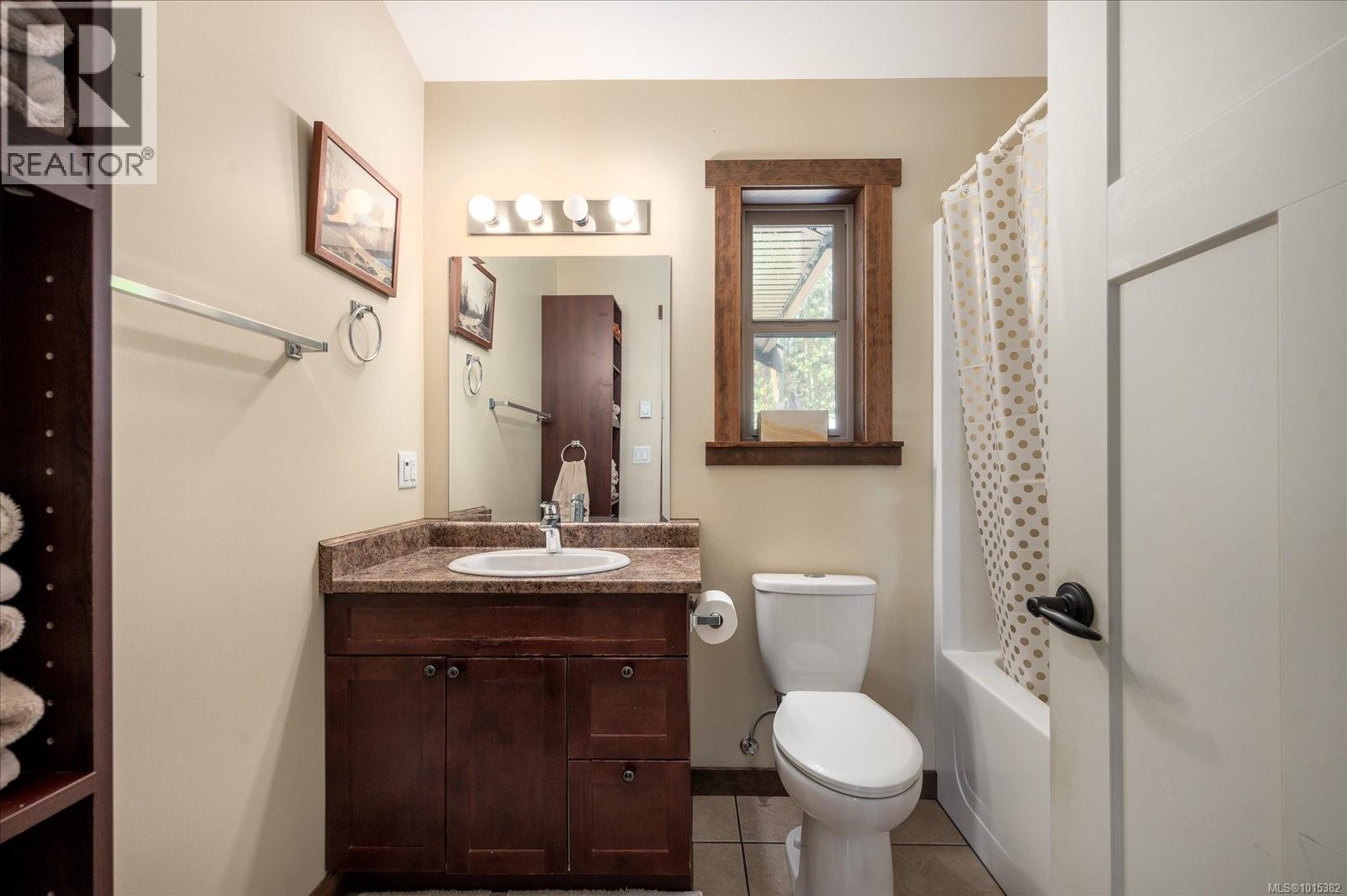 3451/ 3445 JURIET RD - 49