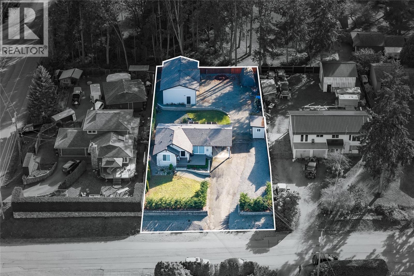 7455 Clark Cres, Lantzville