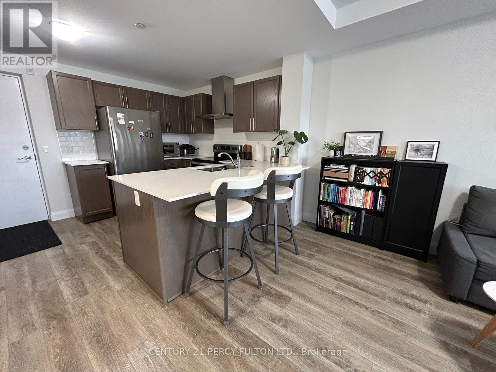 Single Family House for Sale in    REDFERN AVENUE Hamilton (Mountview) 