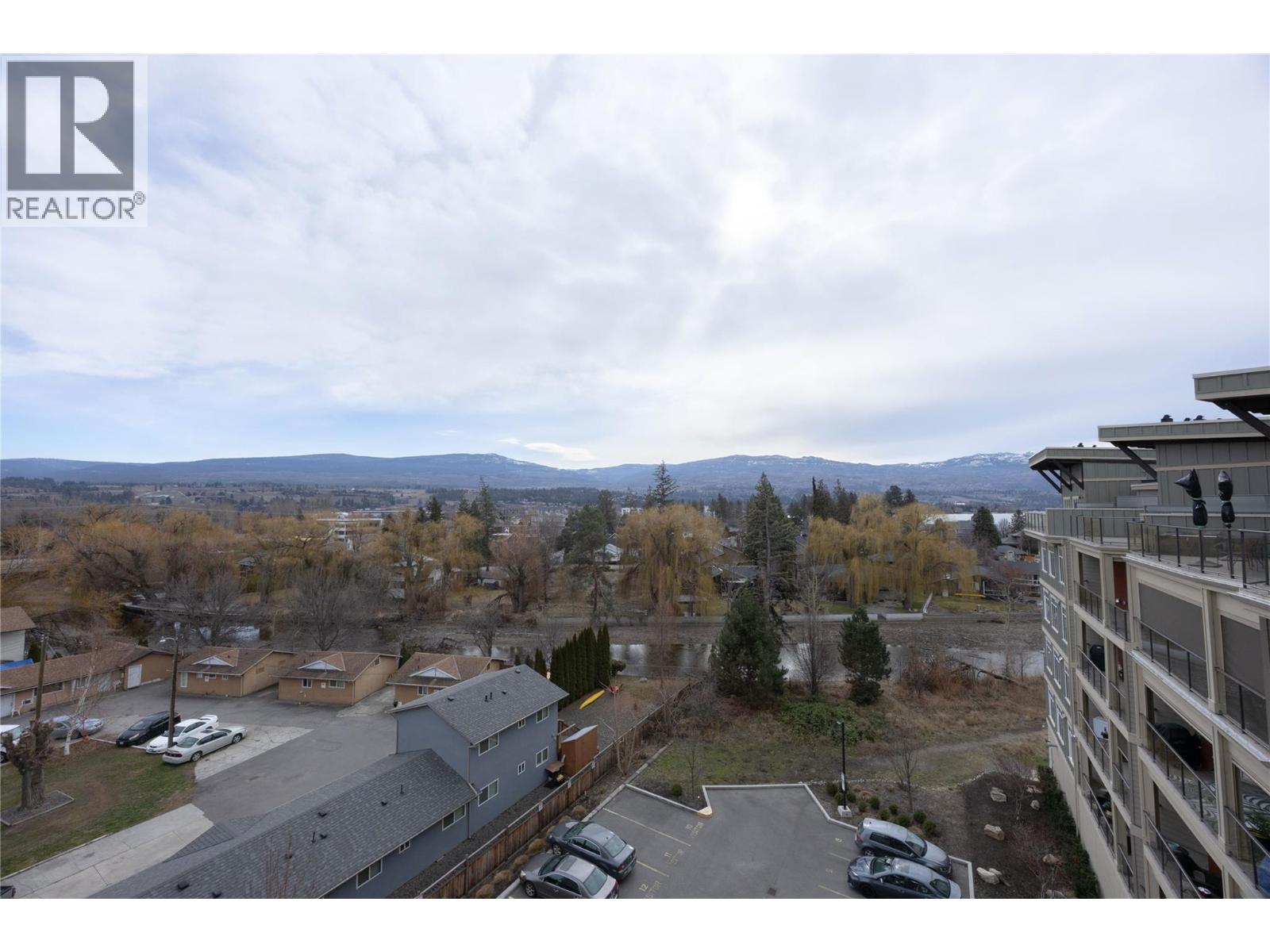 604 529 Truswell Road, Kelowna