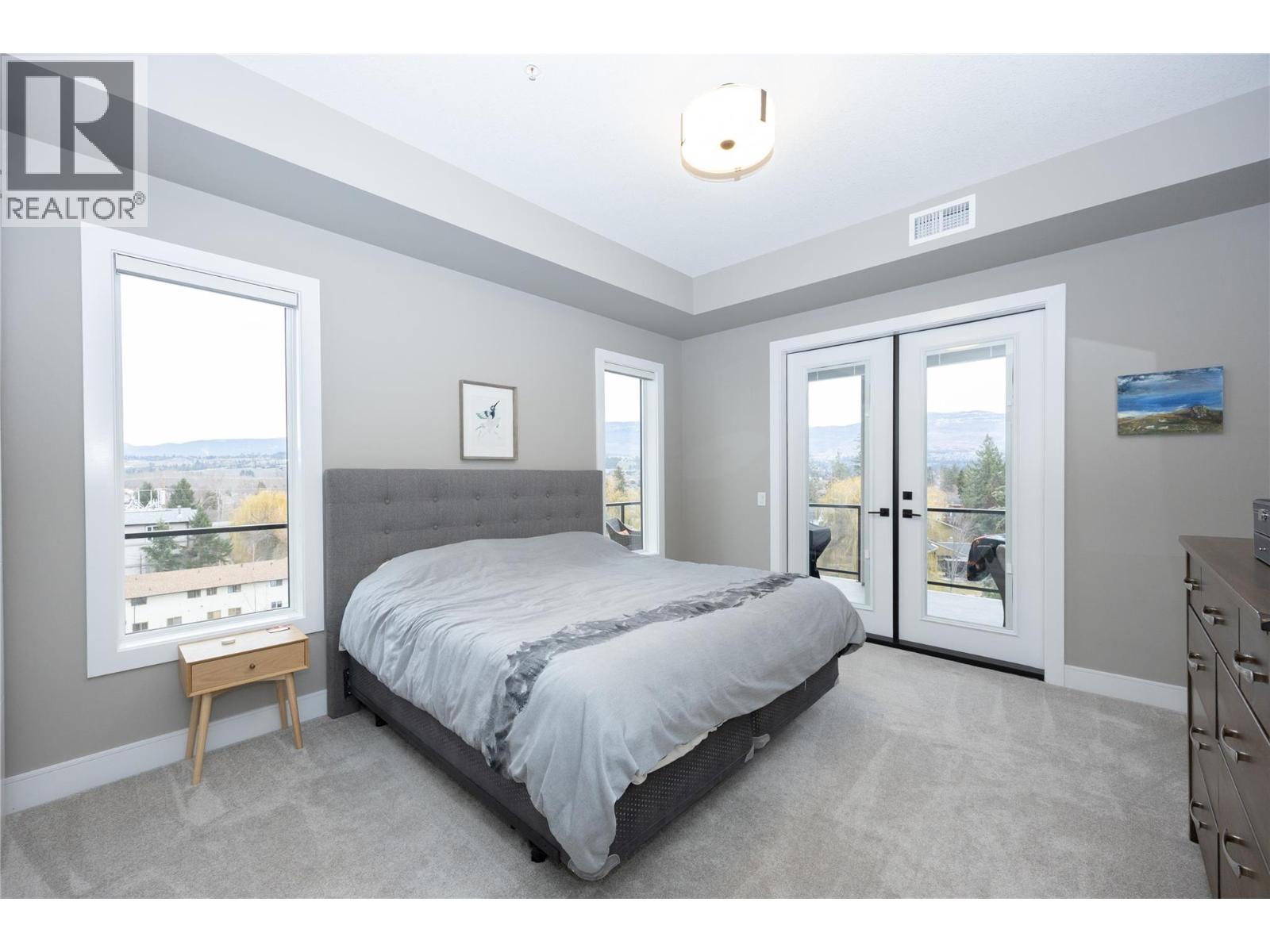 604 529 Truswell Road, Kelowna