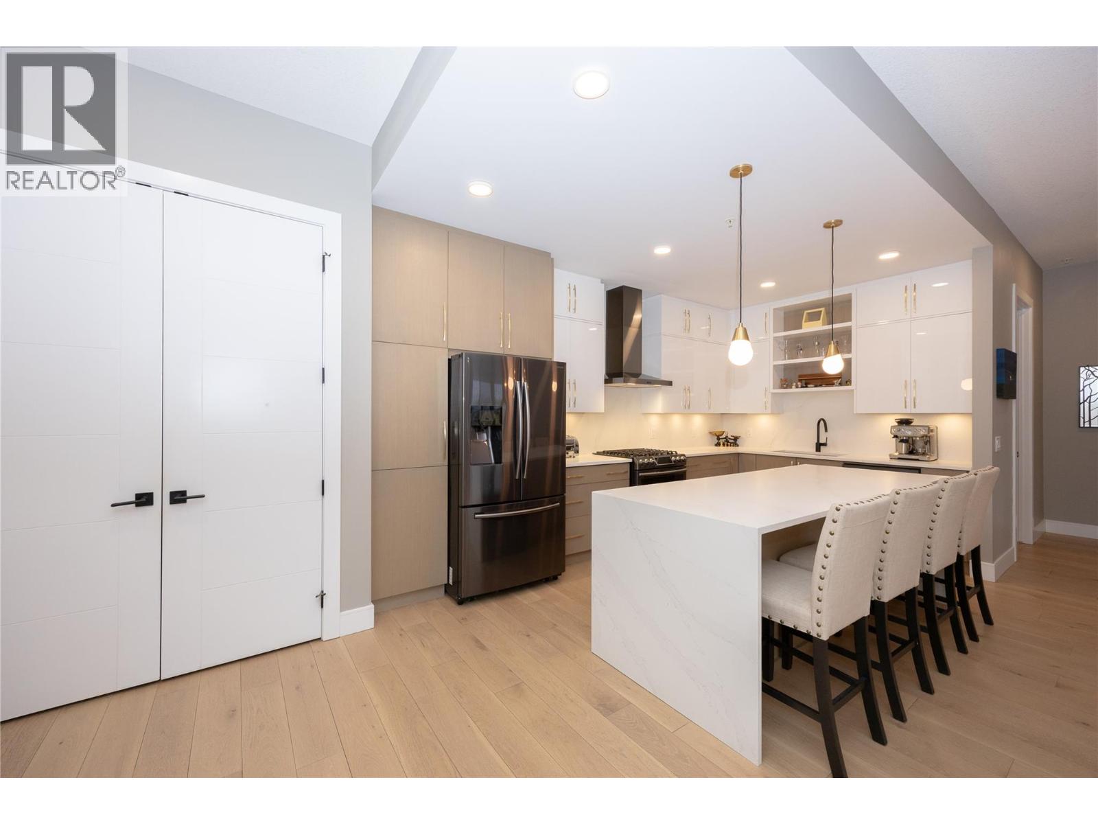 604 529 Truswell Road, Kelowna