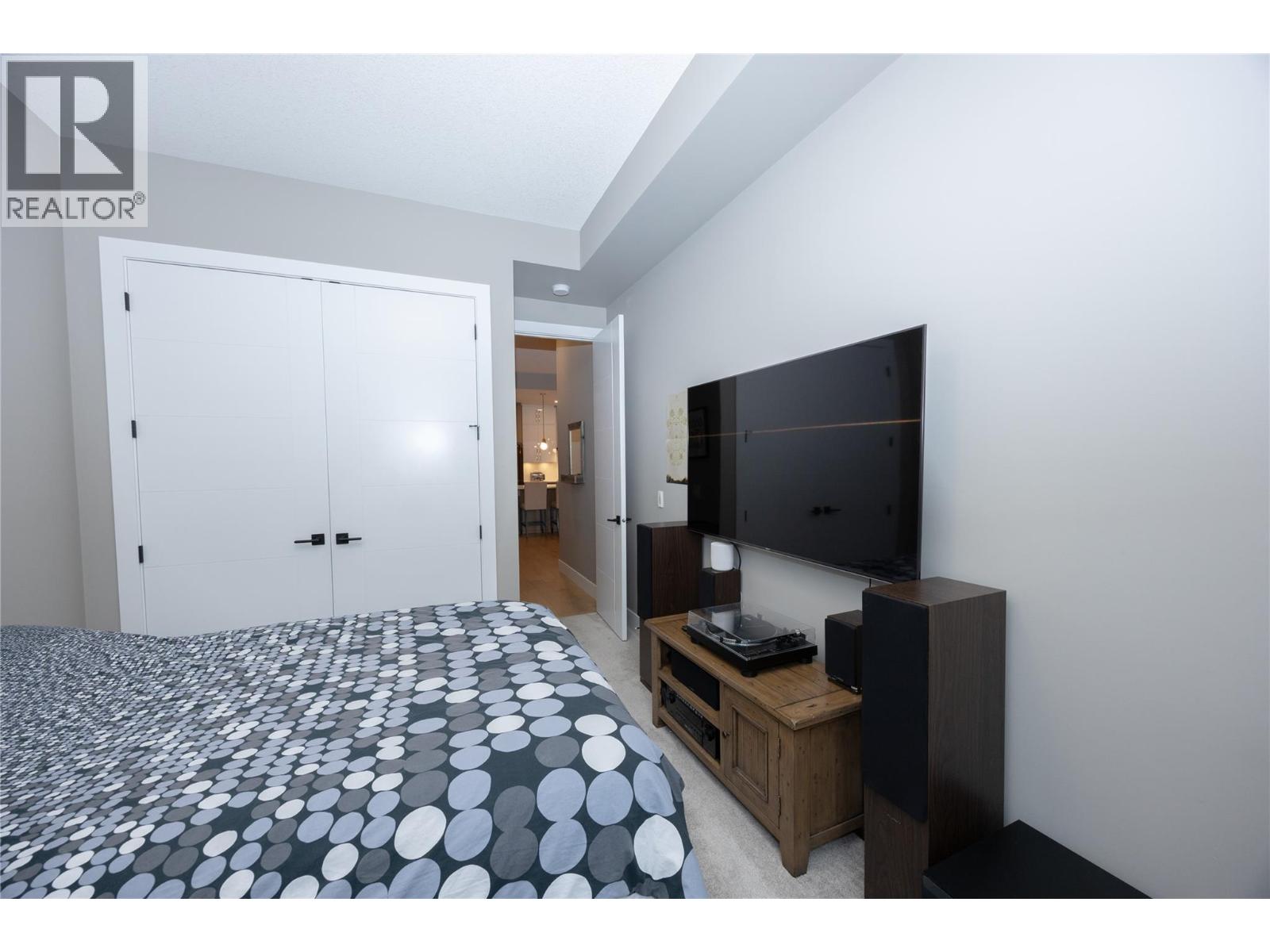 604 529 Truswell Road, Kelowna